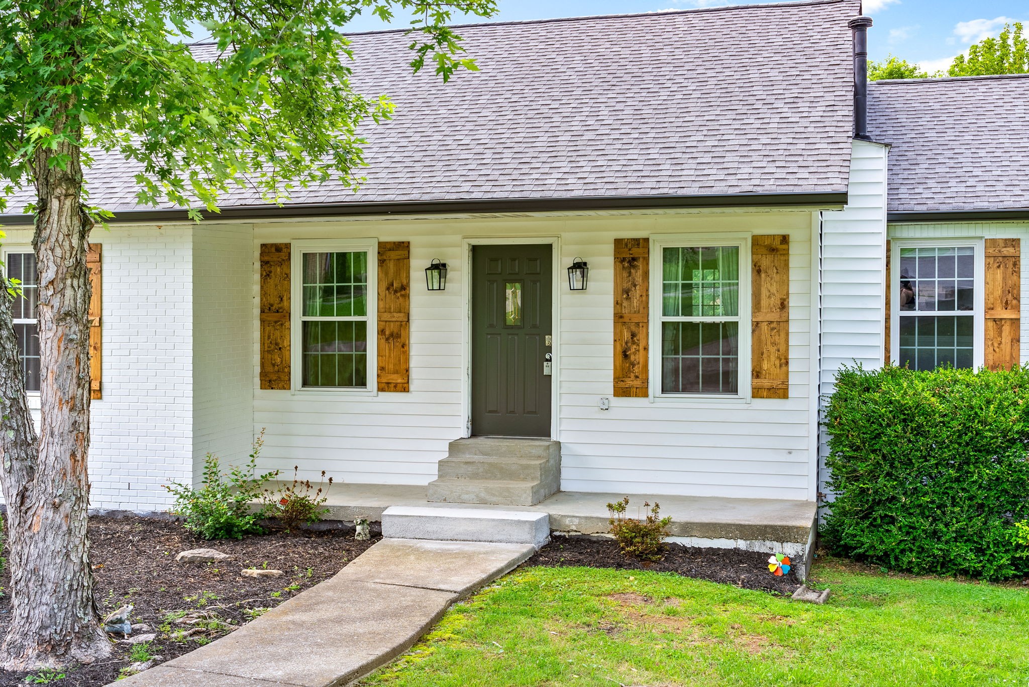 106 Mason Cir