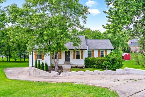 106 Mason Cir Goodlettsville TN 37072