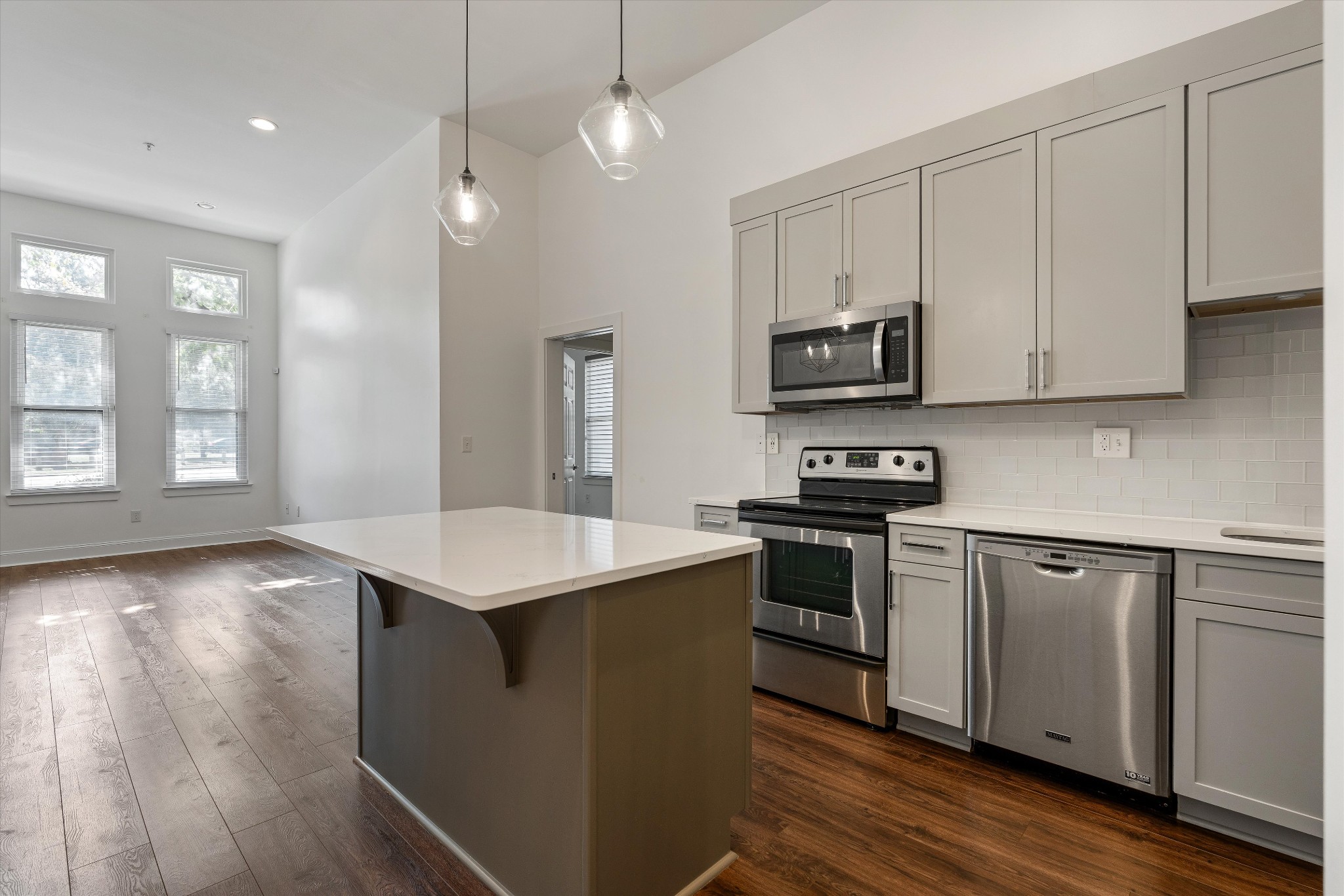 760 Wedgewood Park 108