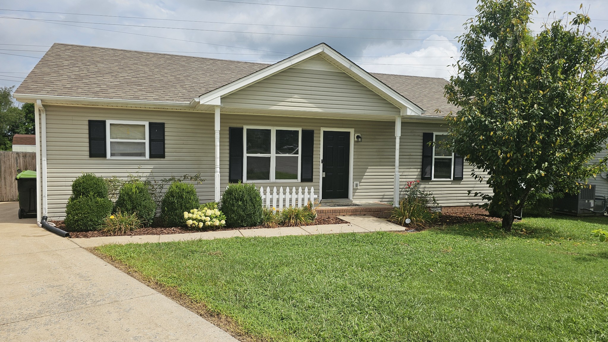 1949 Timberline Cir