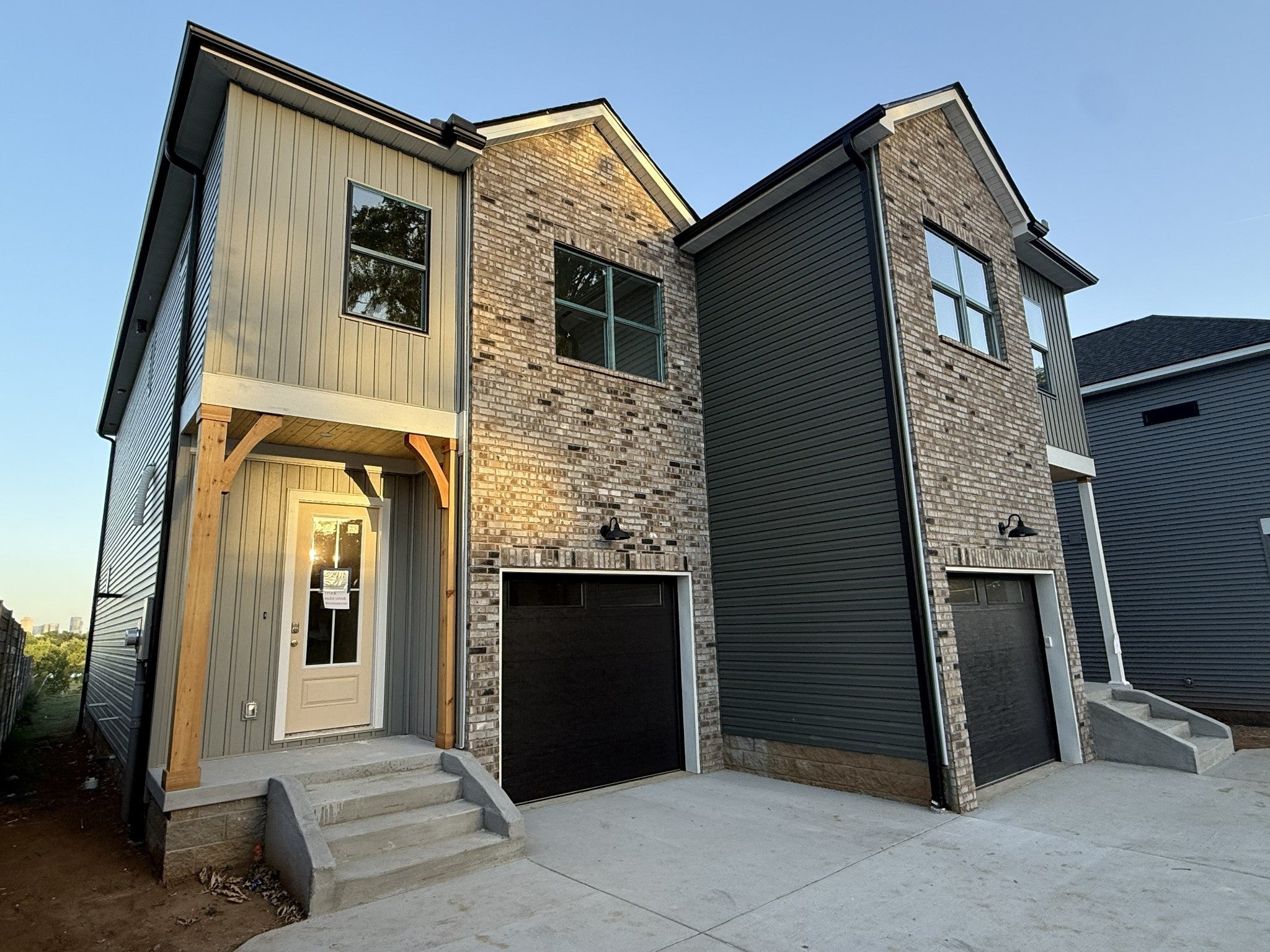 1714B River Dr
