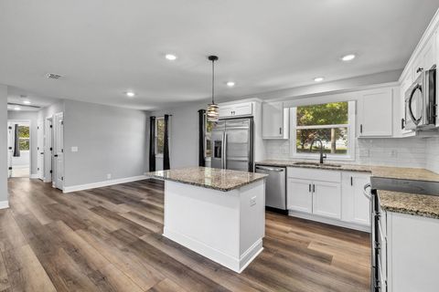 212 Westside Dr Tullahoma TN 37388