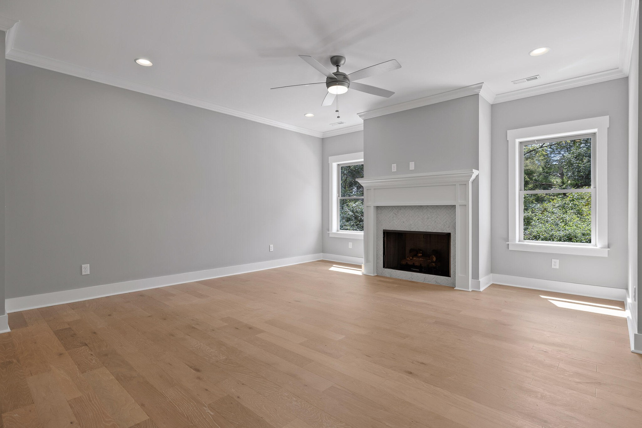 9702 Dutton Lane