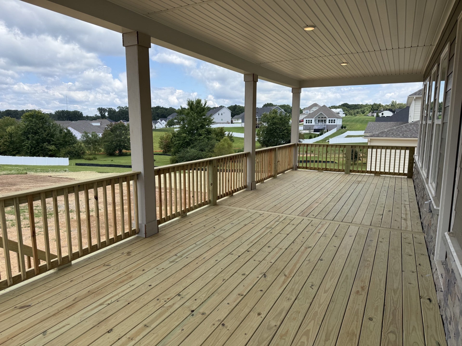 7320 Dutch River Circle, Fairview TN 37062 5-bed home, photo 2 of 32