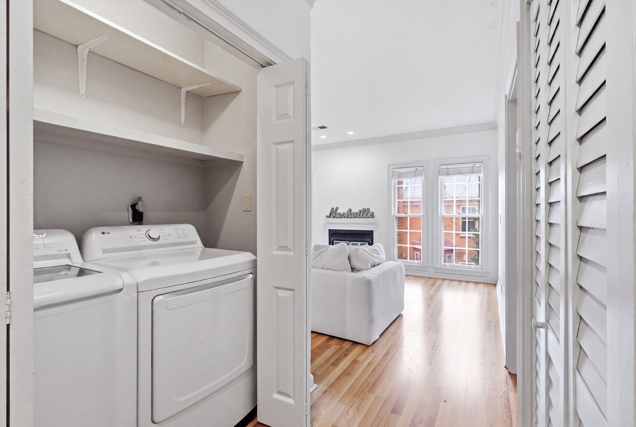 3110 W End Cir 16