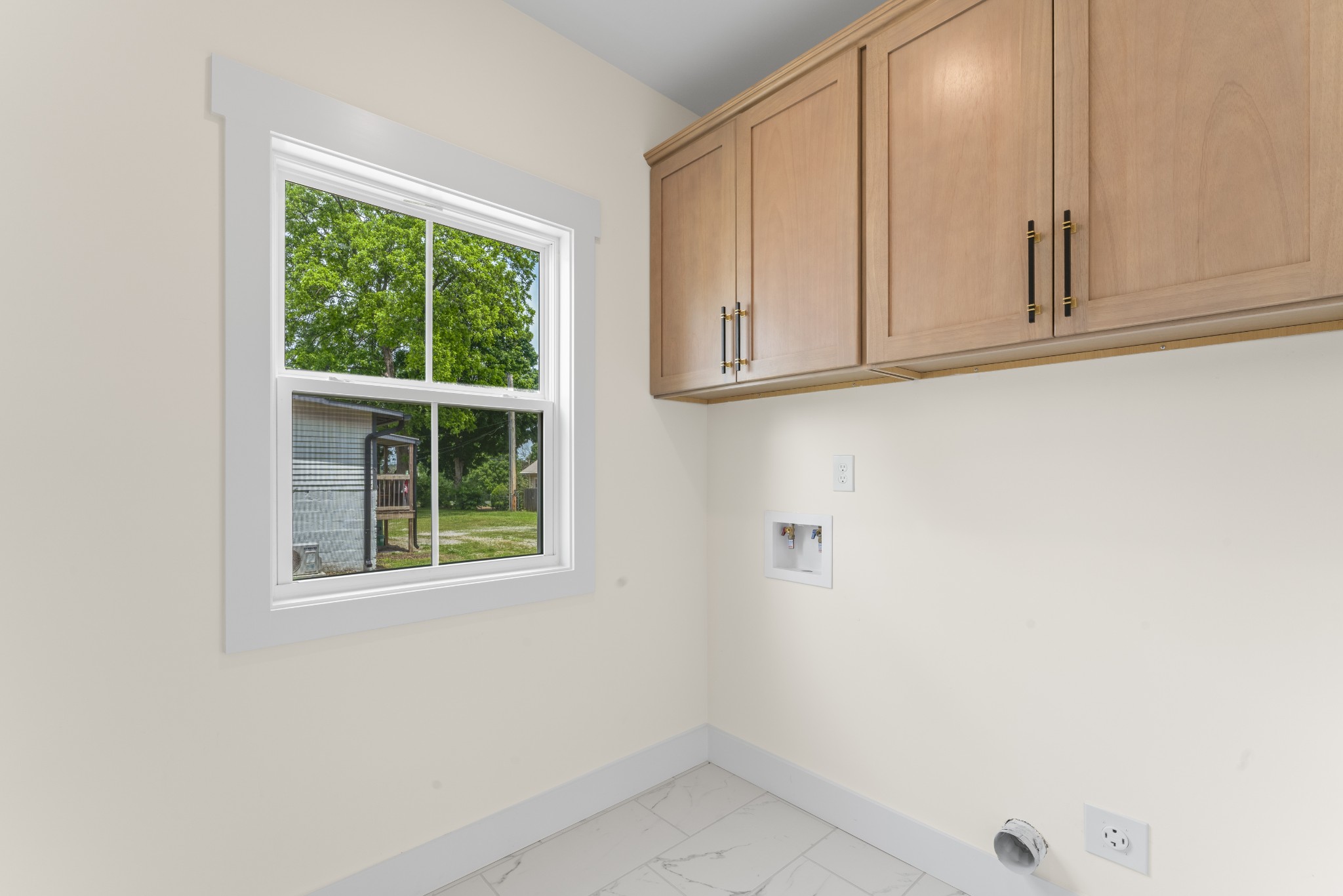 215 S Porter St 215
