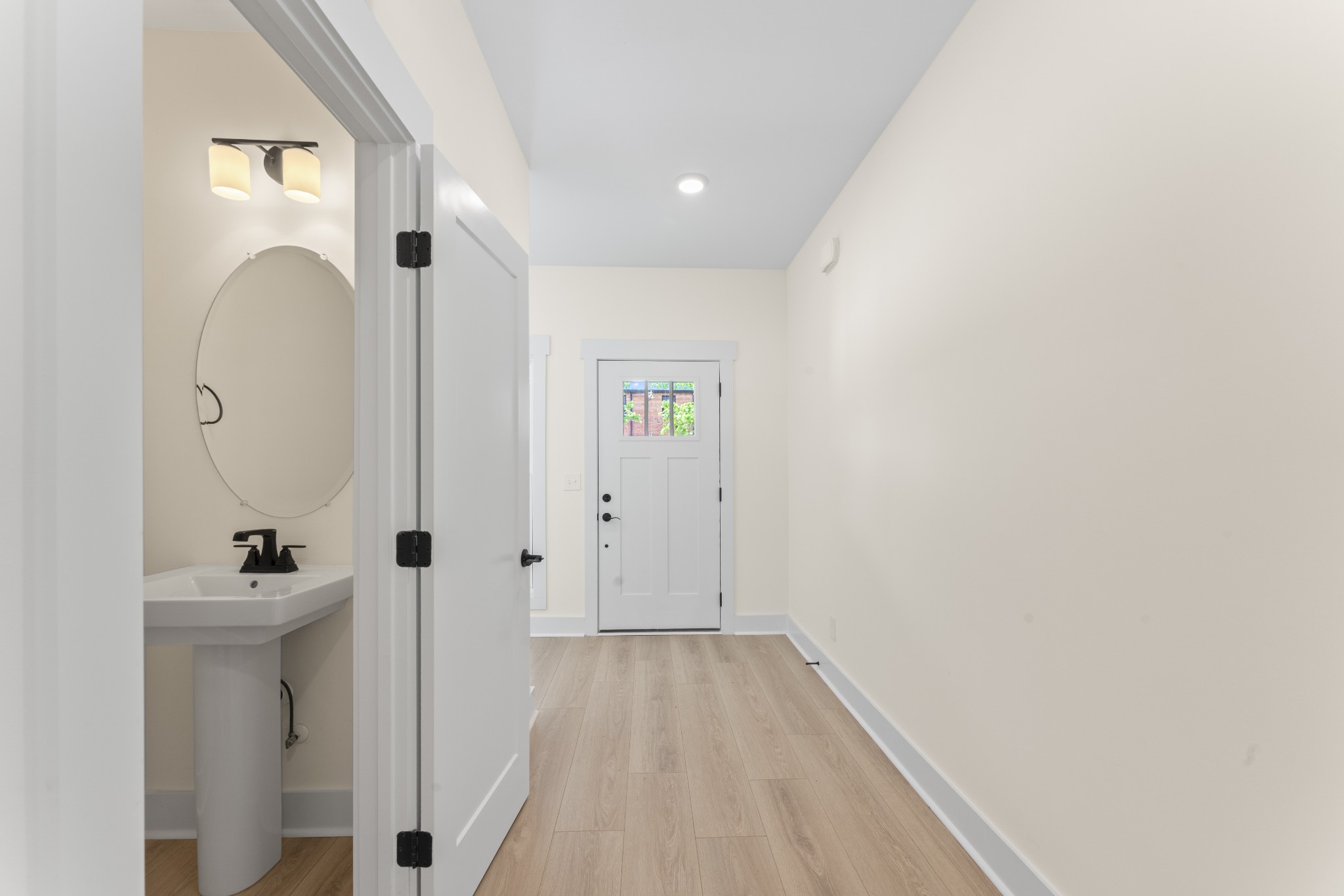 215 S Porter St 215