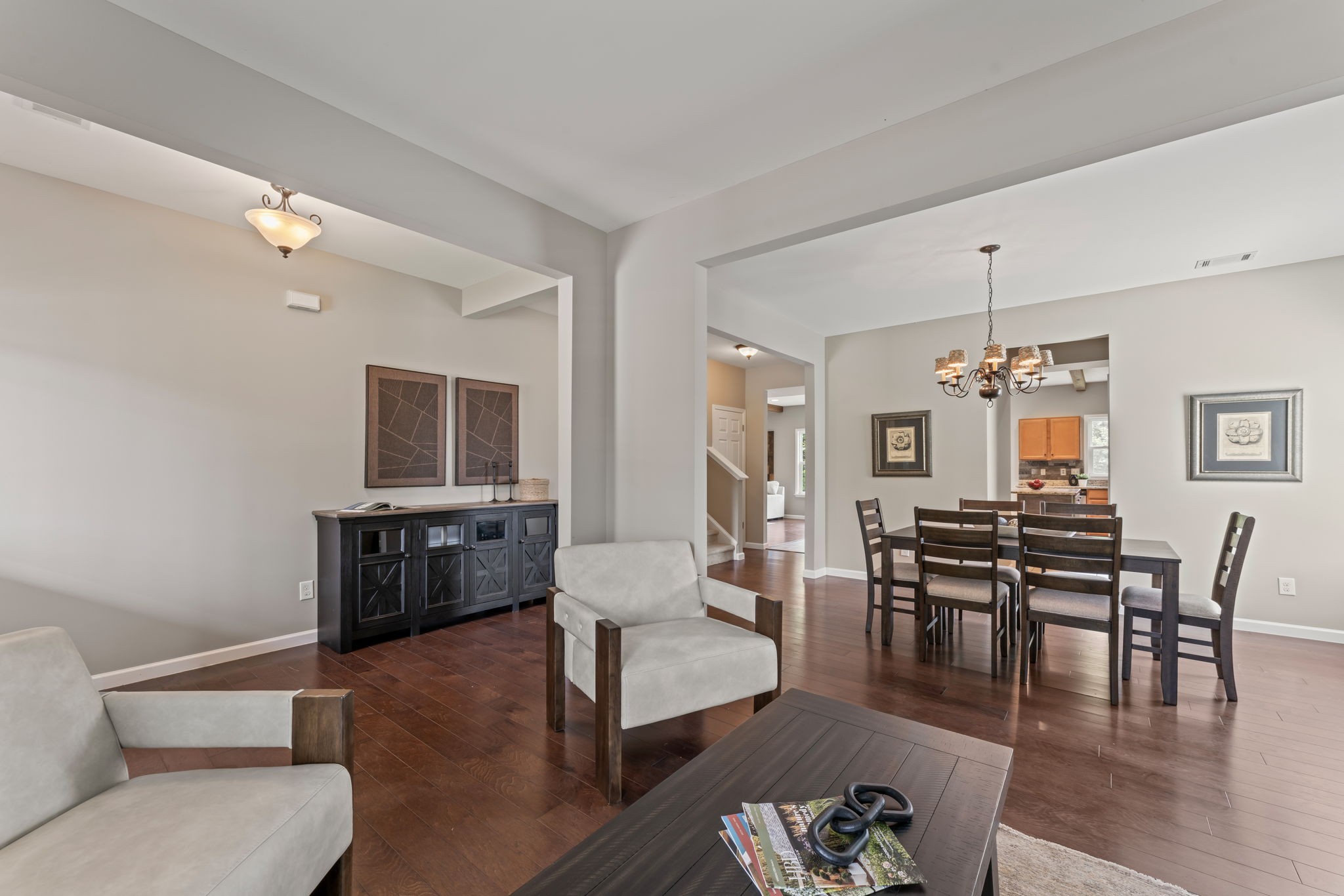 916 Holgate Ct