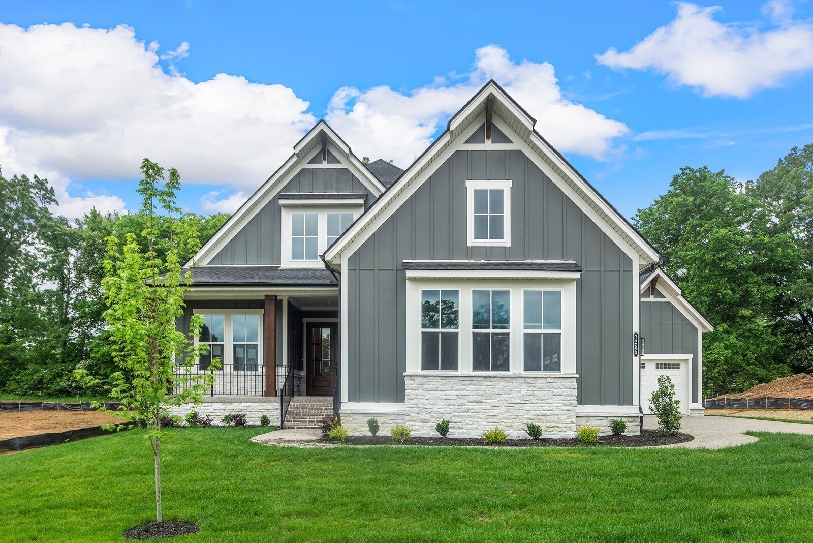 4-bed listing at 7243 Woodruff Dr, Fairview
