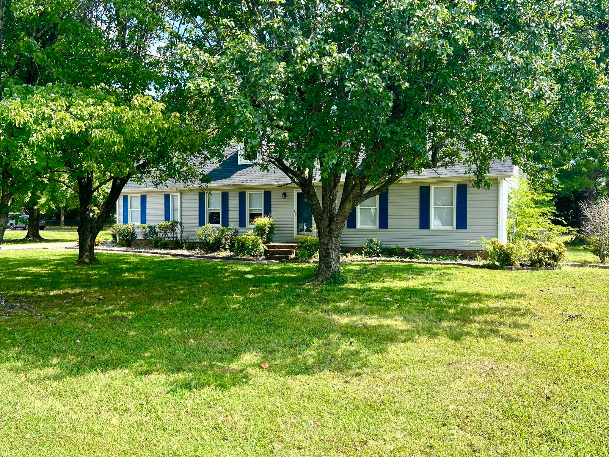 10308 Roanoke Dr