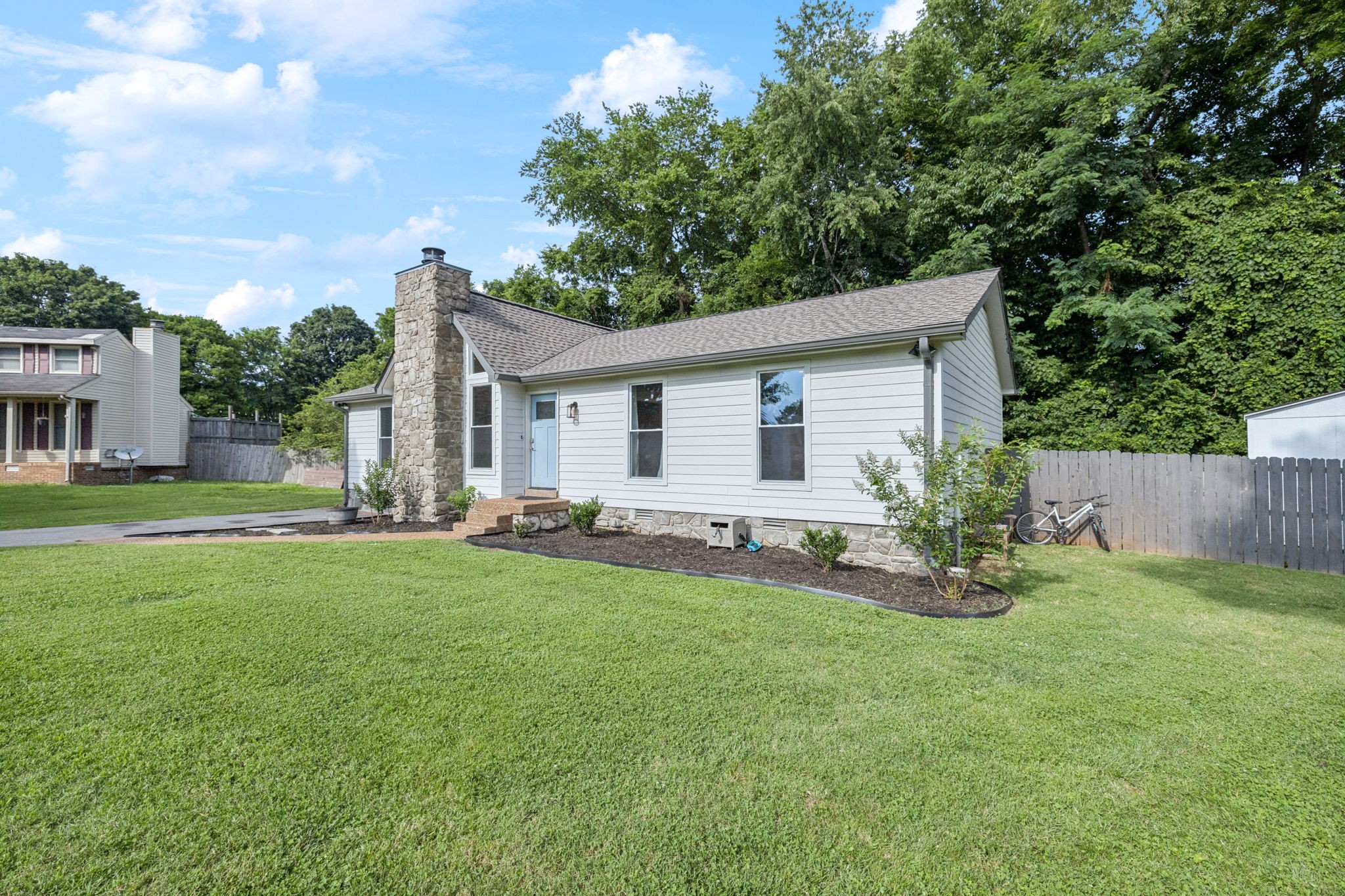 217 Matthew Pl