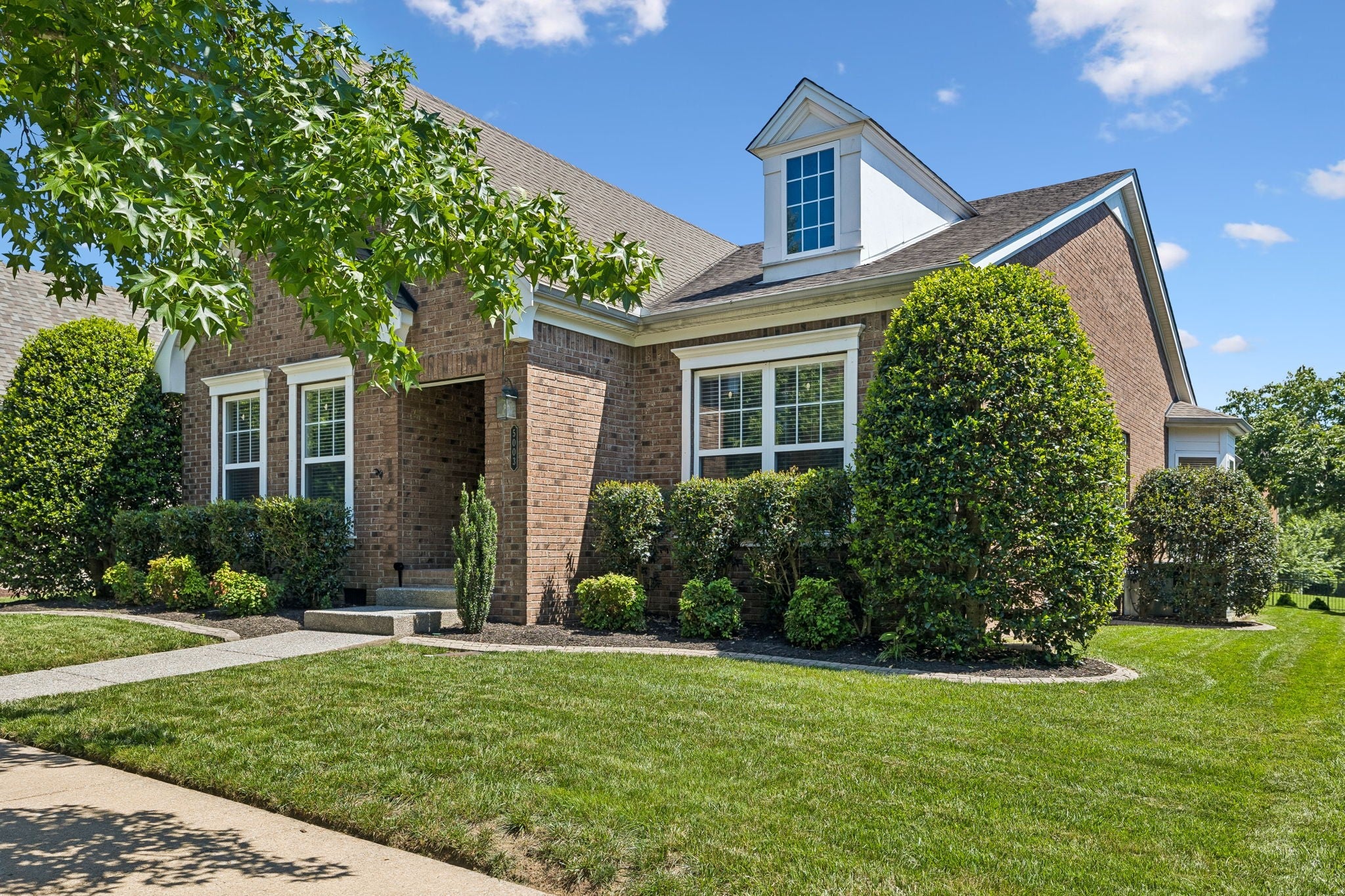 5003 Clover Meadows Dr, Franklin TN 37067 3-bed home, photo 3 of 30
