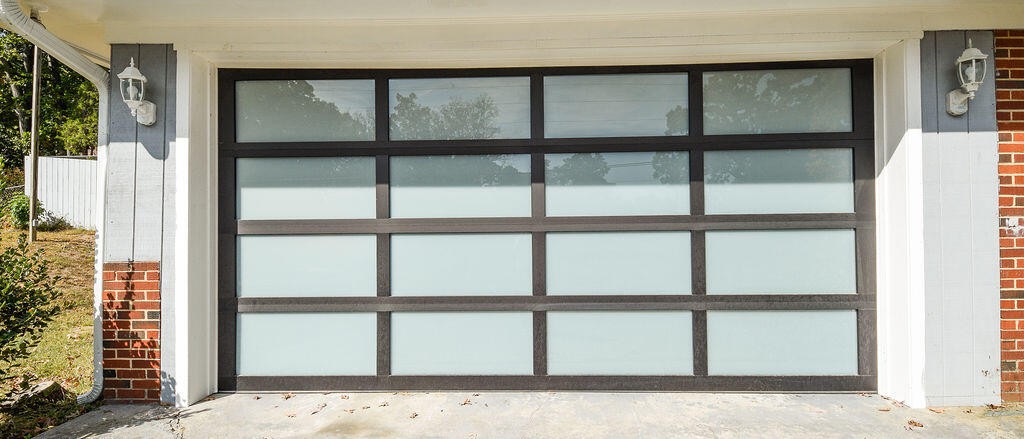 2407 Walnut Drive NW