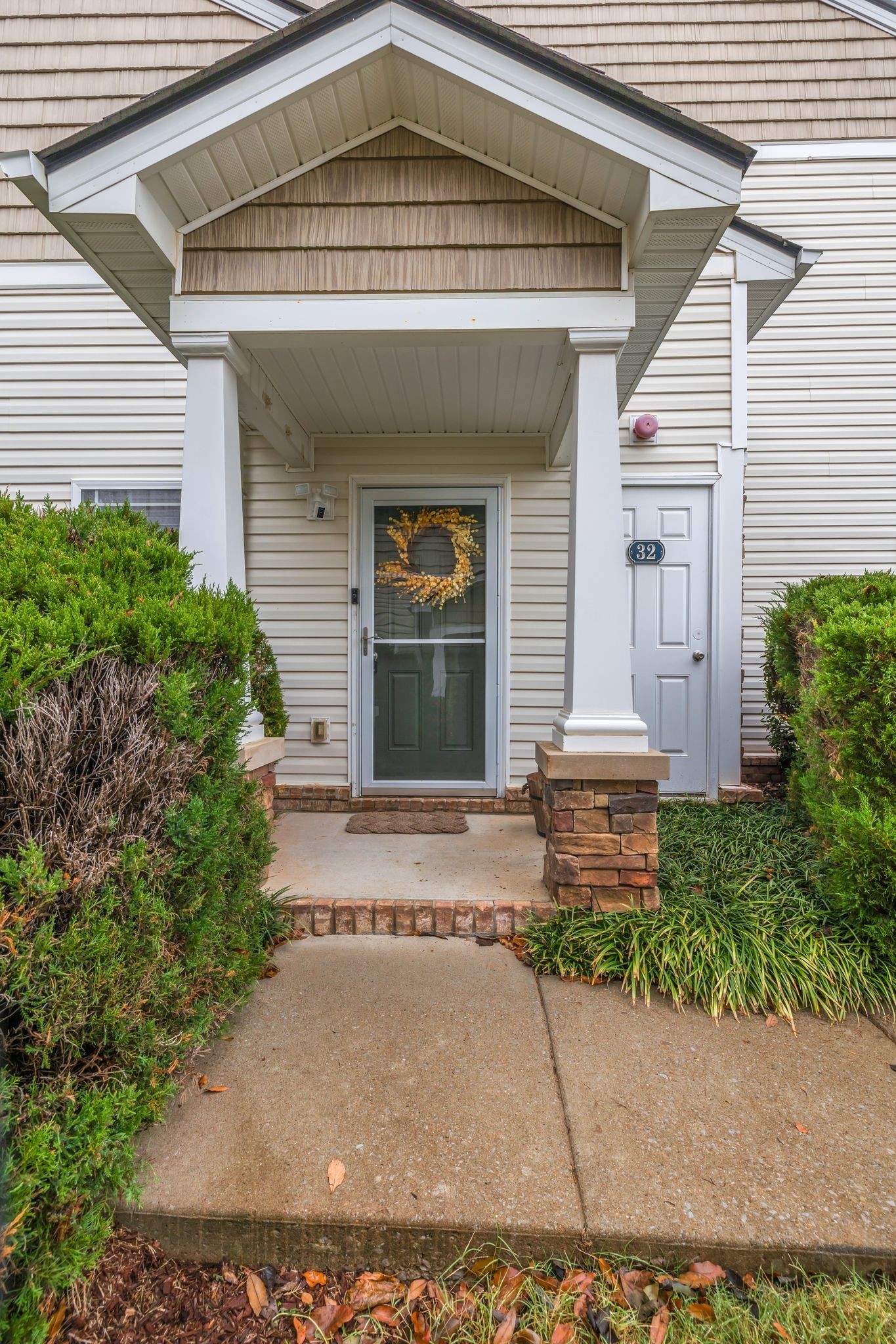 1088 Somerset Springs Dr