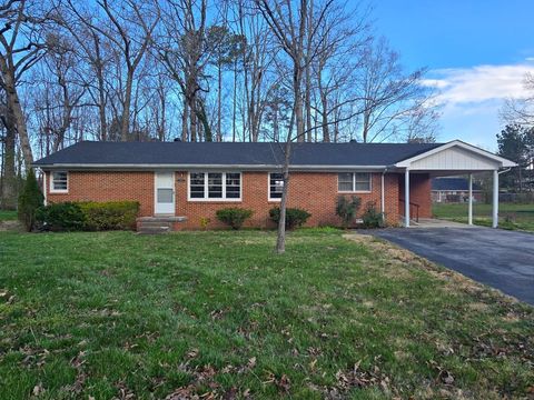 204 Stillwood Dr Manchester TN 37355
