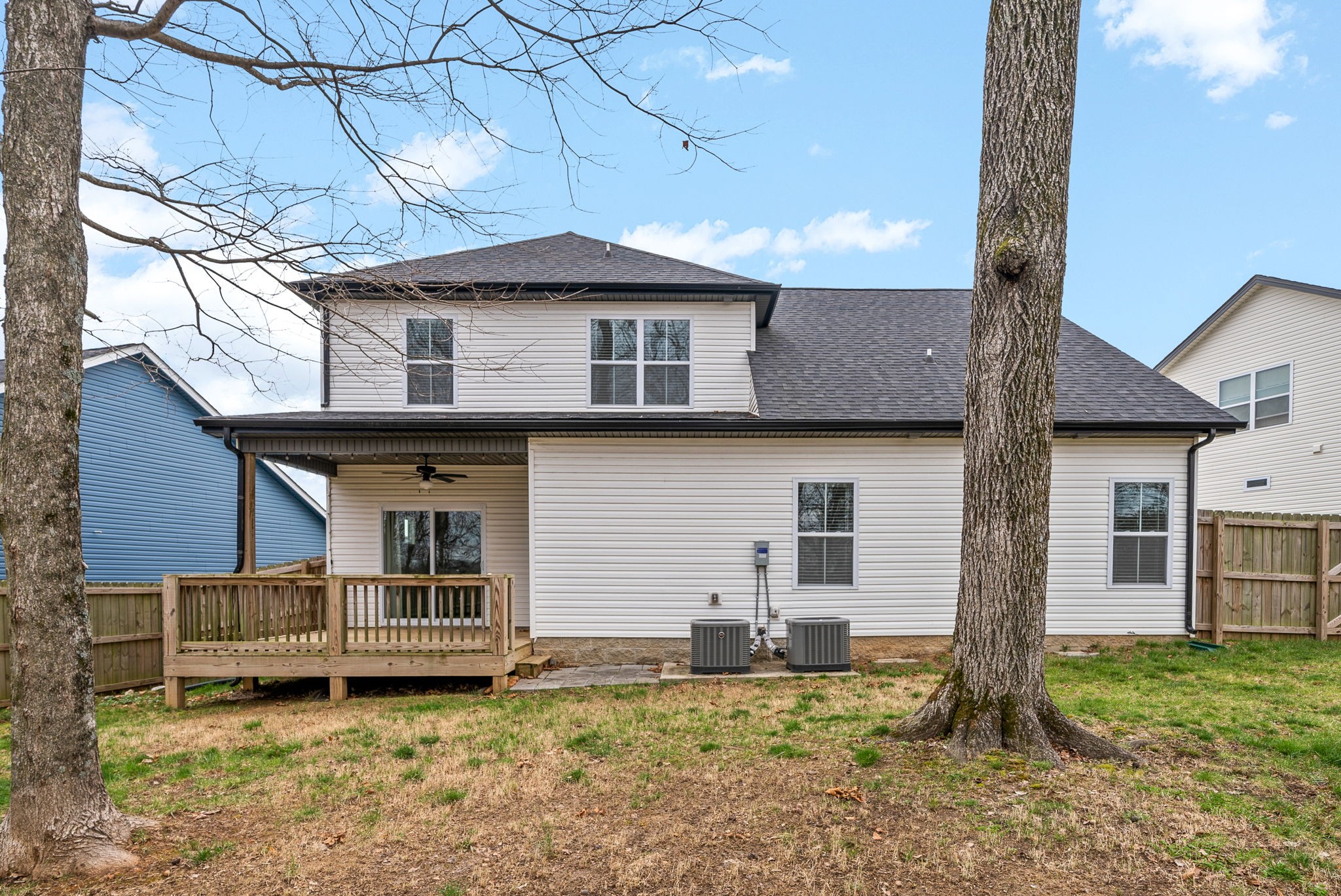 Clarksville, Tennessee 37040, United States, 4 Bedrooms Bedrooms, ,3 BathroomsBathrooms,Residential,Active,116912