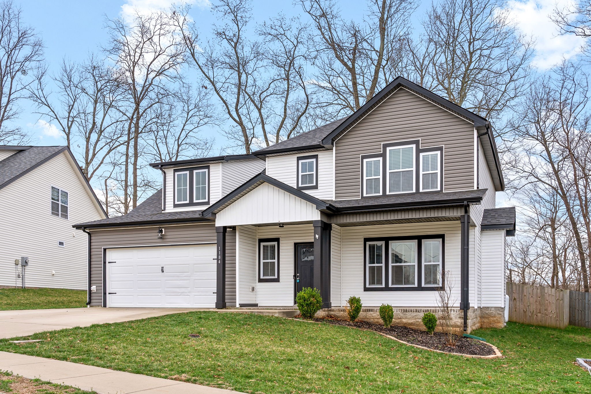 Clarksville, Tennessee 37040, United States, 4 Bedrooms Bedrooms, ,3 BathroomsBathrooms,Residential,Active,116912