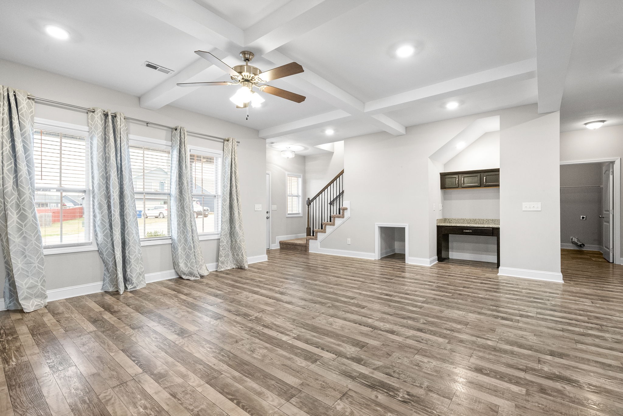Clarksville, Tennessee 37040, United States, 4 Bedrooms Bedrooms, ,3 BathroomsBathrooms,Residential,Active,116912