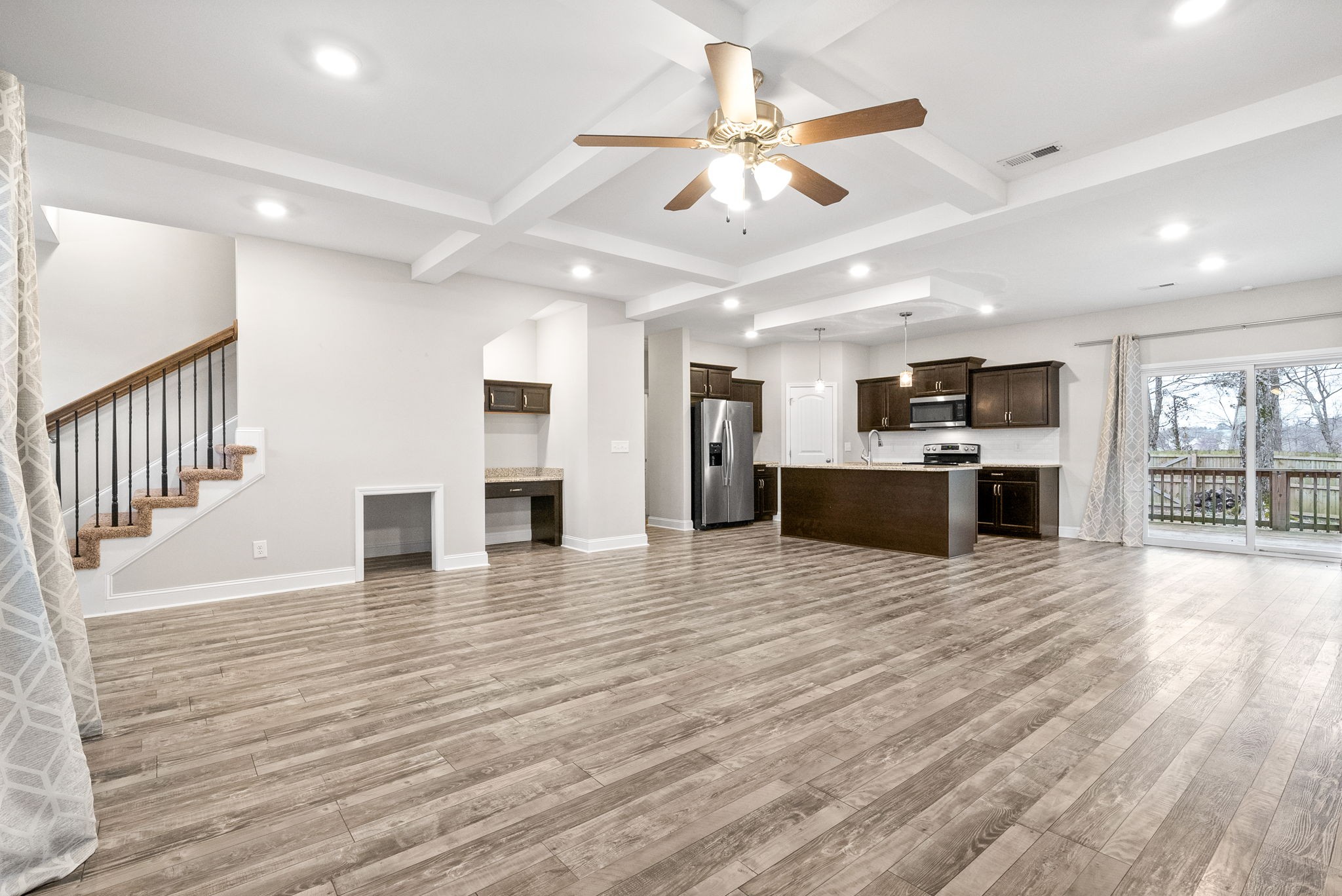 Clarksville, Tennessee 37040, United States, 4 Bedrooms Bedrooms, ,3 BathroomsBathrooms,Residential,Active,116912