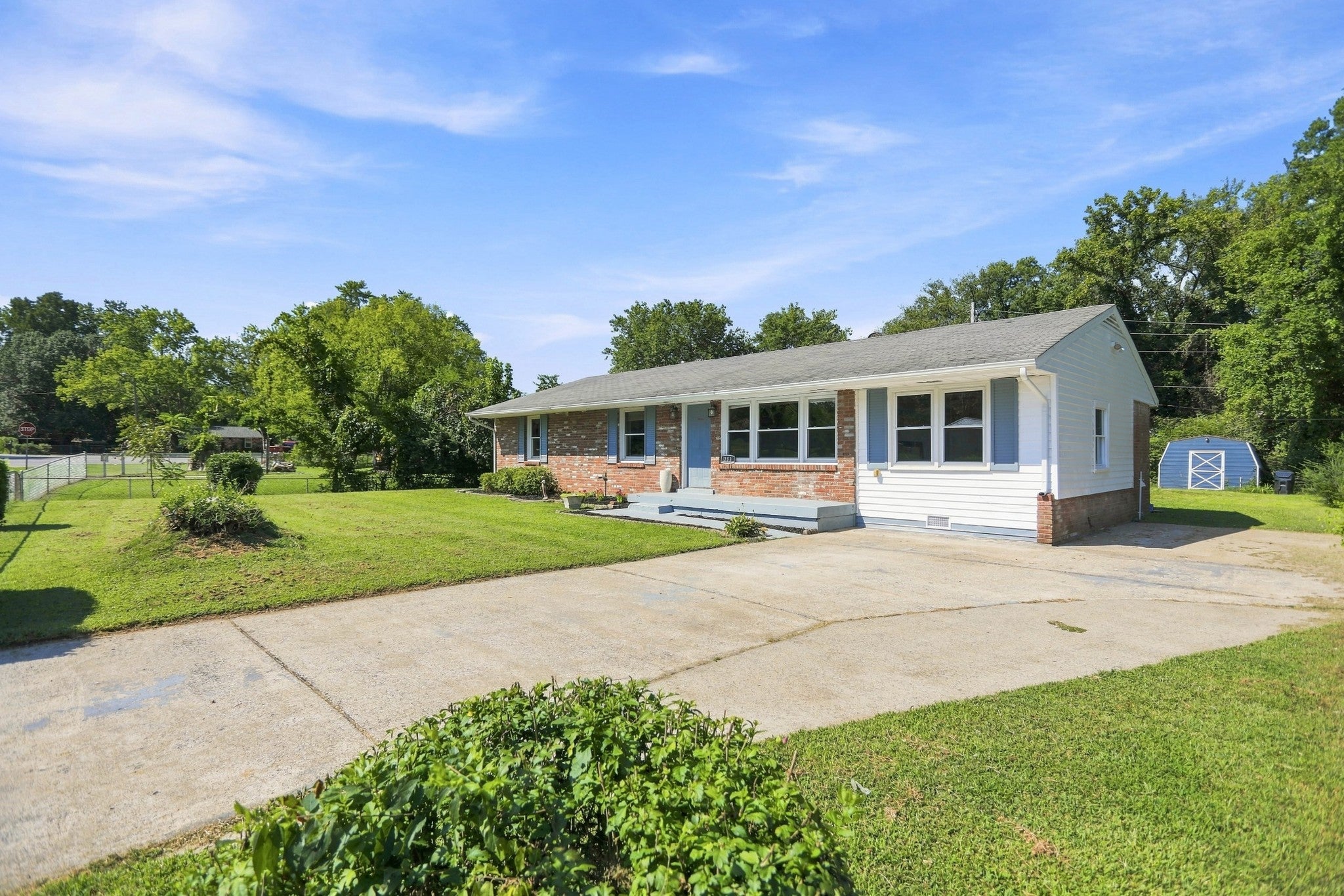203 Rebecca Ln
