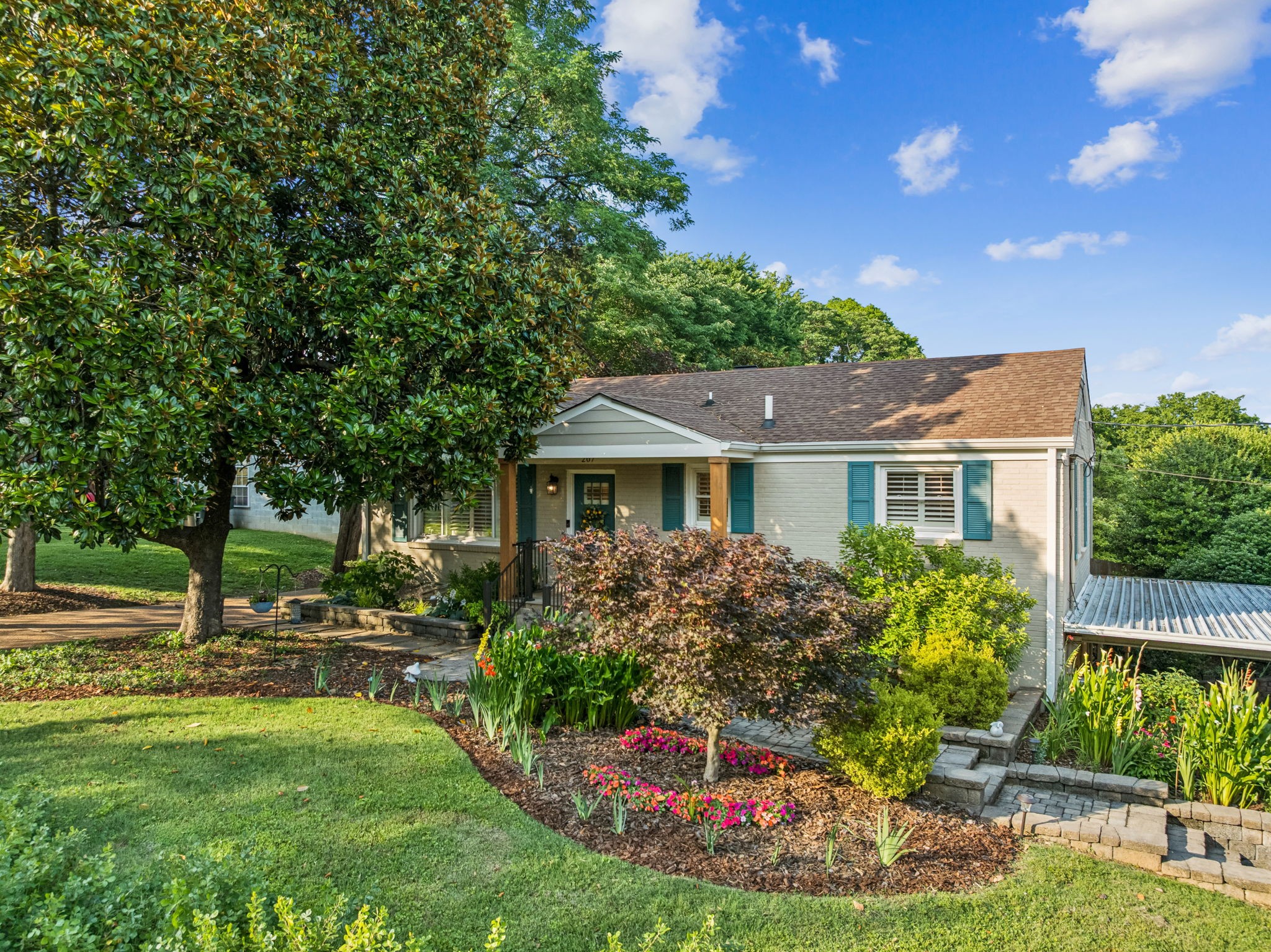 207 Gayland Ct