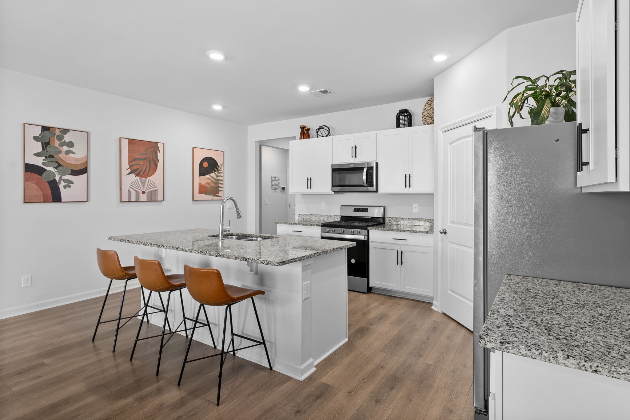 1136 Woodbridge Blvd