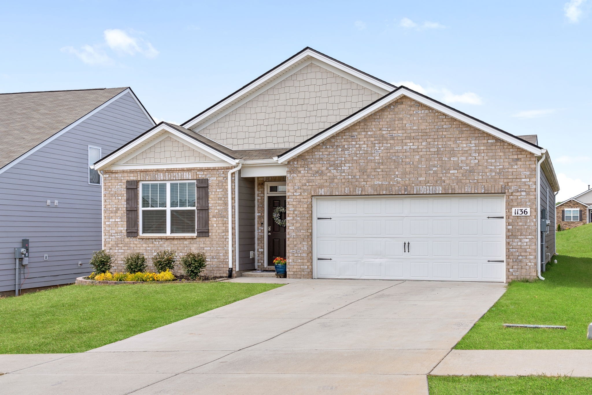 1136 Woodbridge Blvd