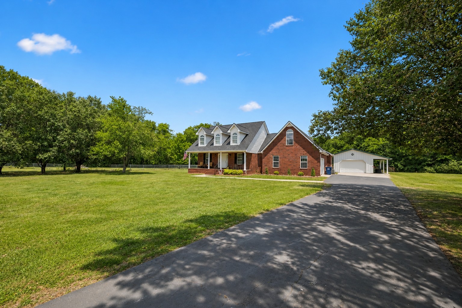 120 Callaway Ct