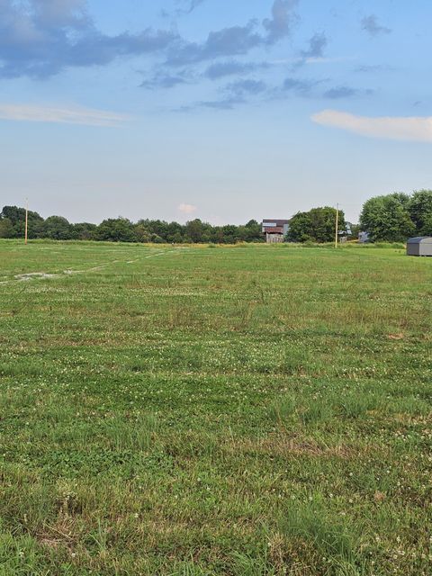 69 Bandy Rd Lafayette TN 37083