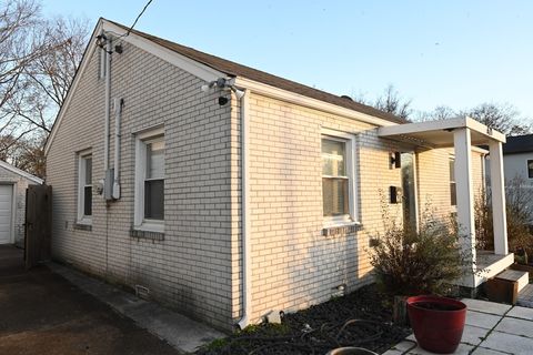 621 N 9th St Nashville TN 37206