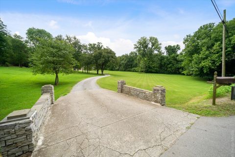 4501 Chandler Rd Hermitage TN 37076
