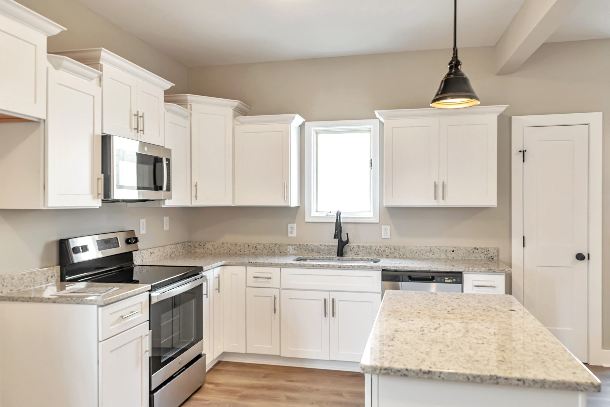 416 Highland Ct