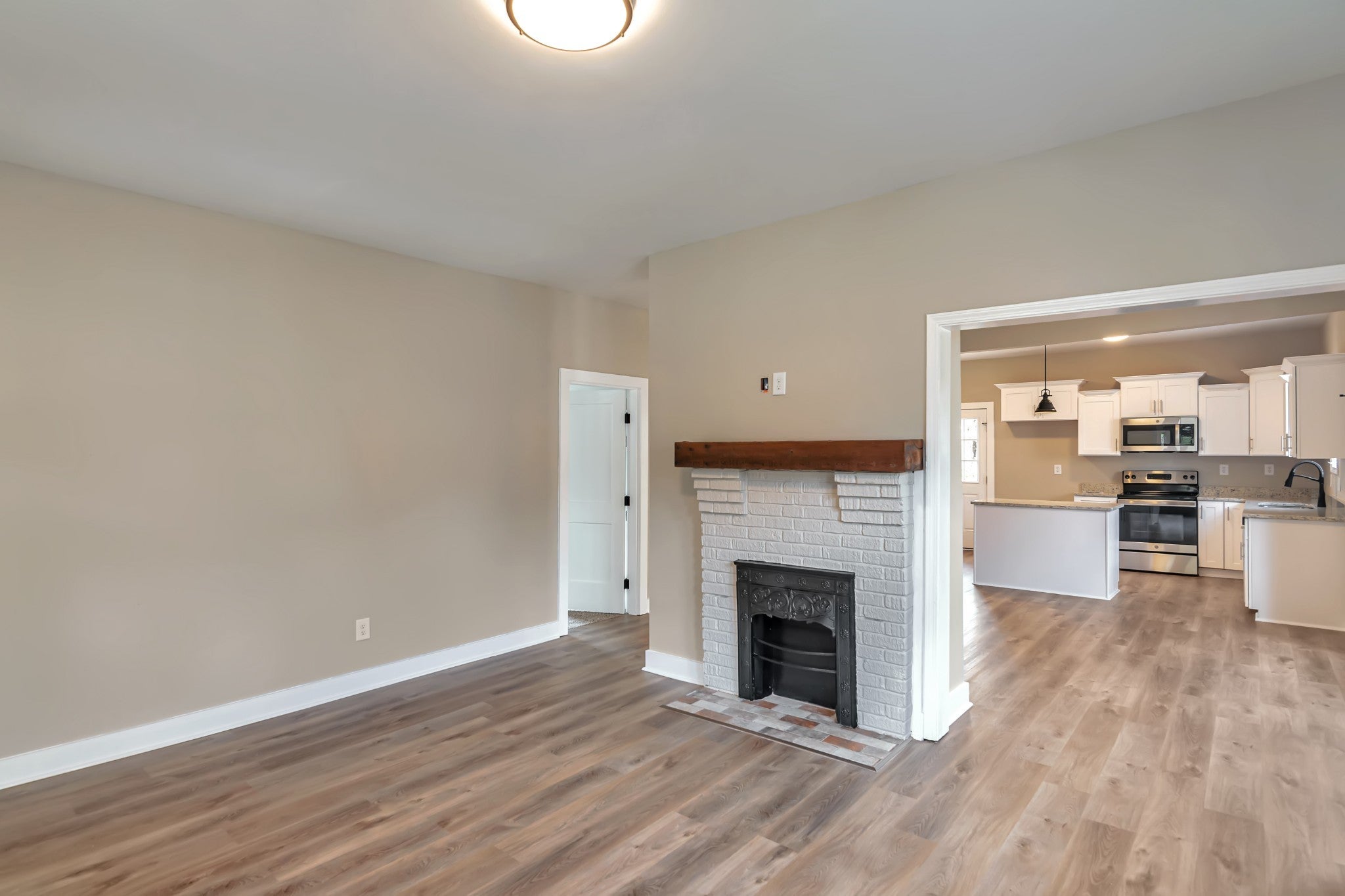 416 Highland Ct