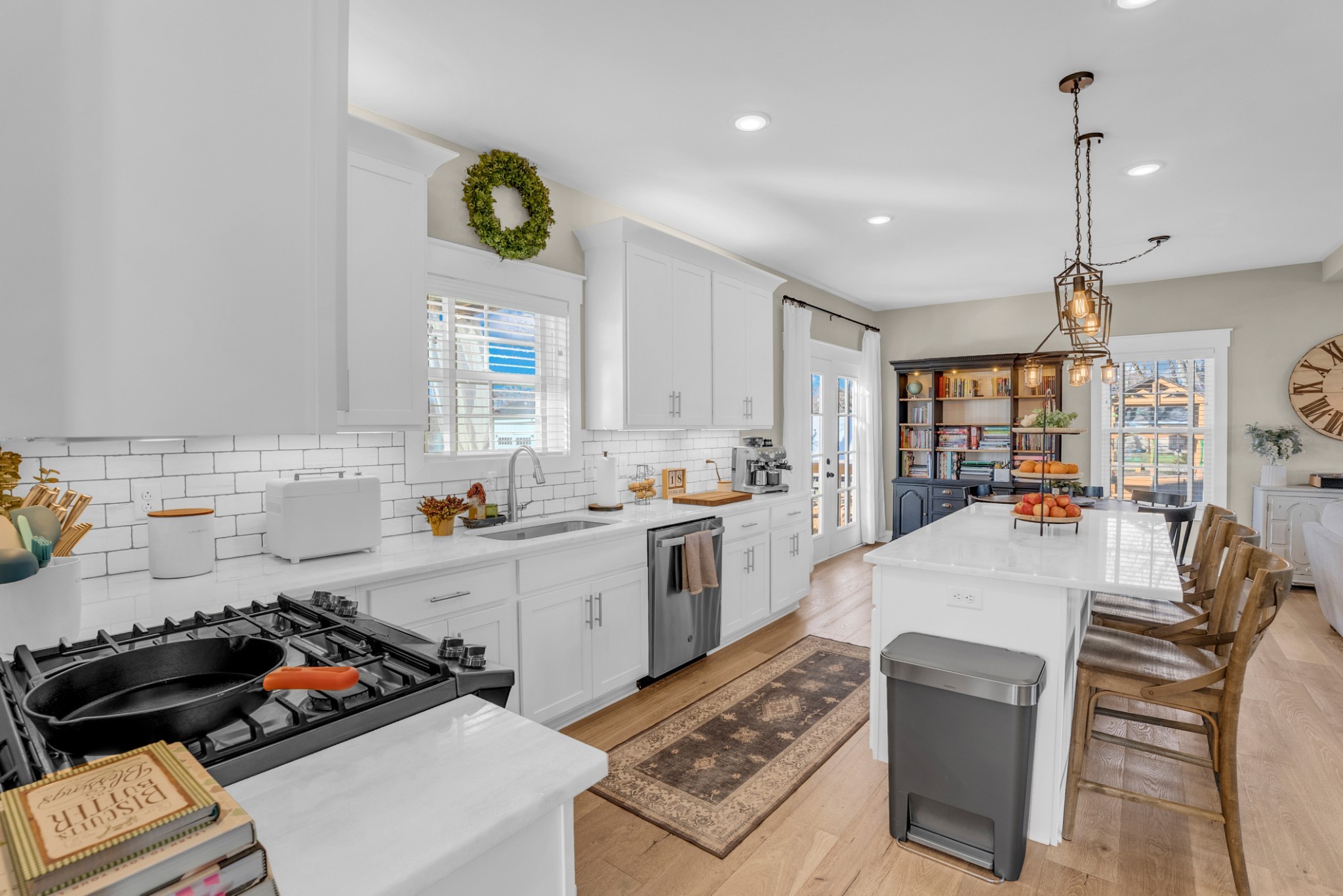 1394 New Home Rd