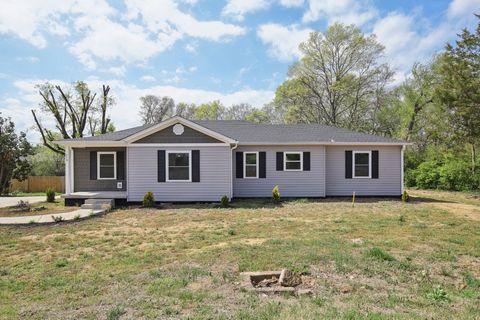 Photo of 710 Anthony St, Gallatin, TN 37066 (MLS # 3164575)