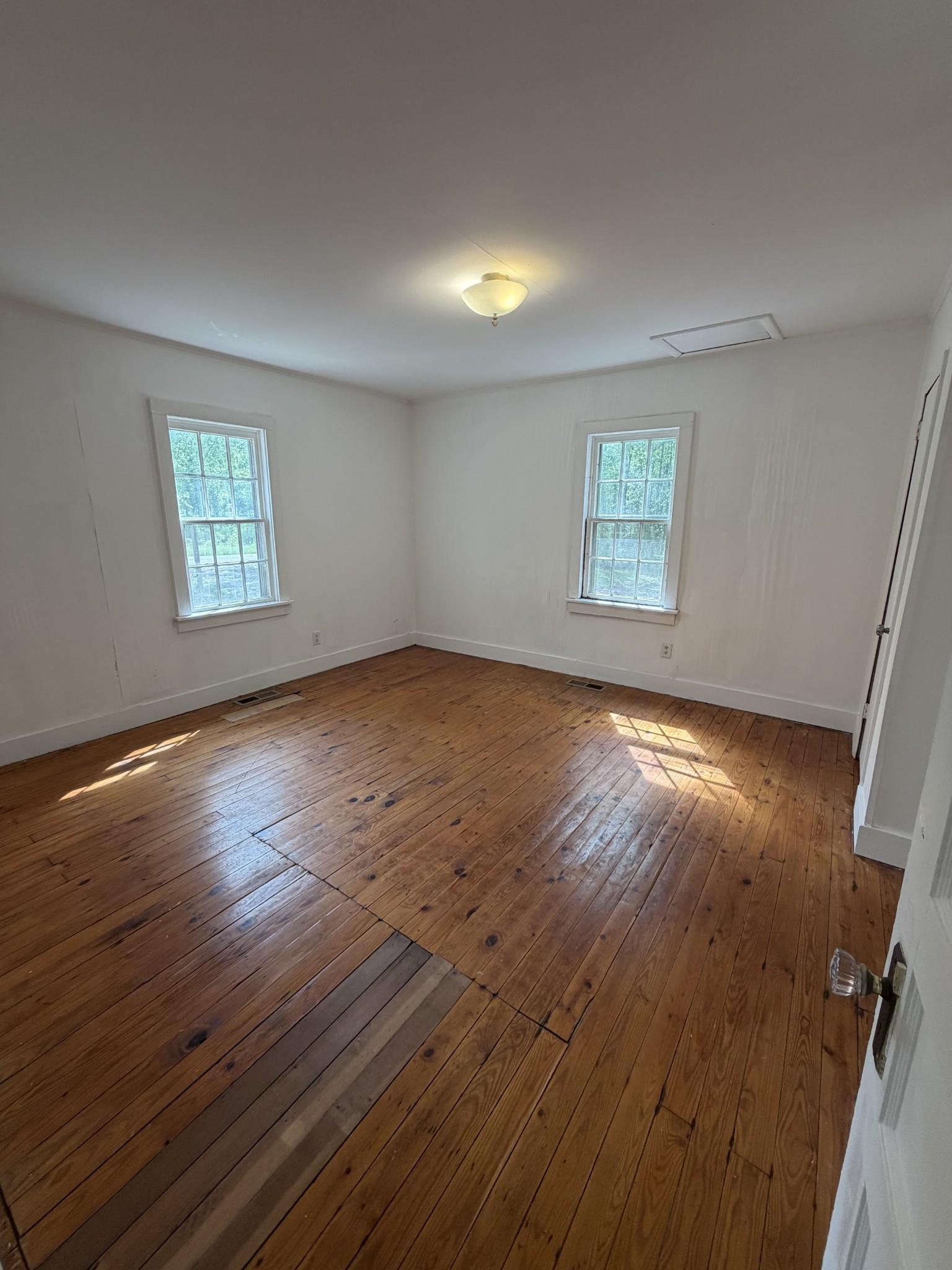 3752 Old Clarksville Pike