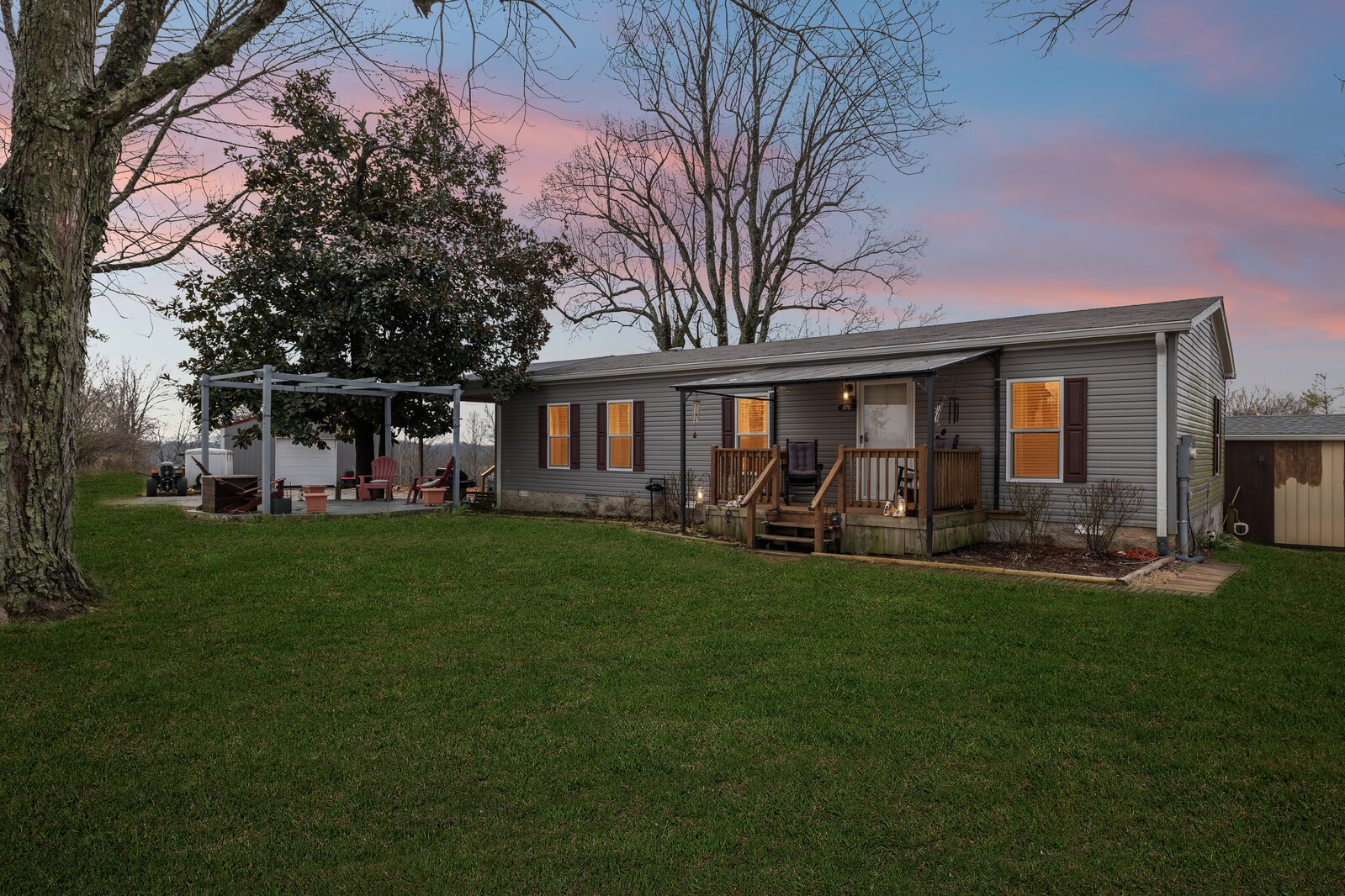 470 James Whitefield Rd