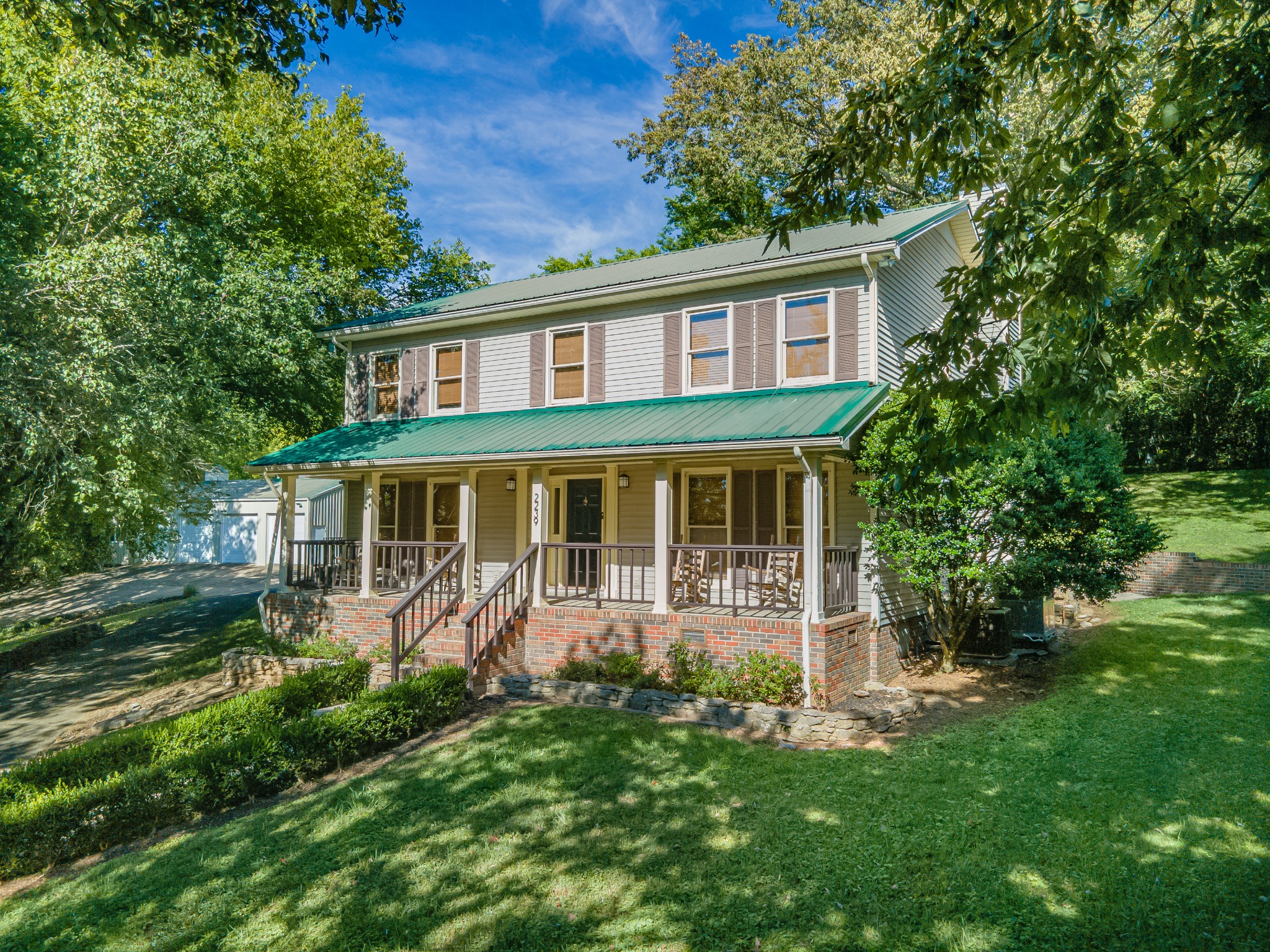 2239 Lewisburg Hwy