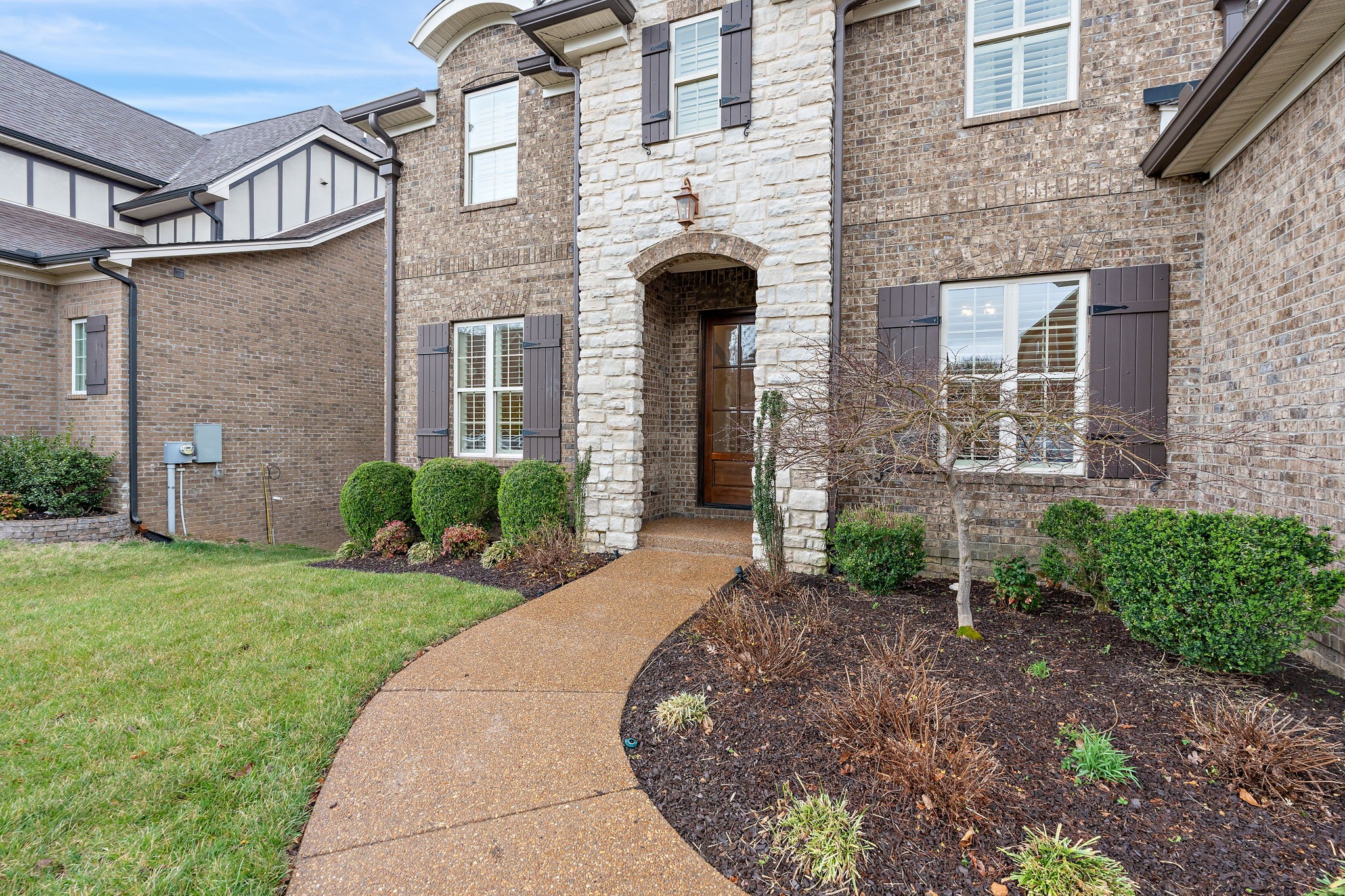 536 Summit Oaks Ct