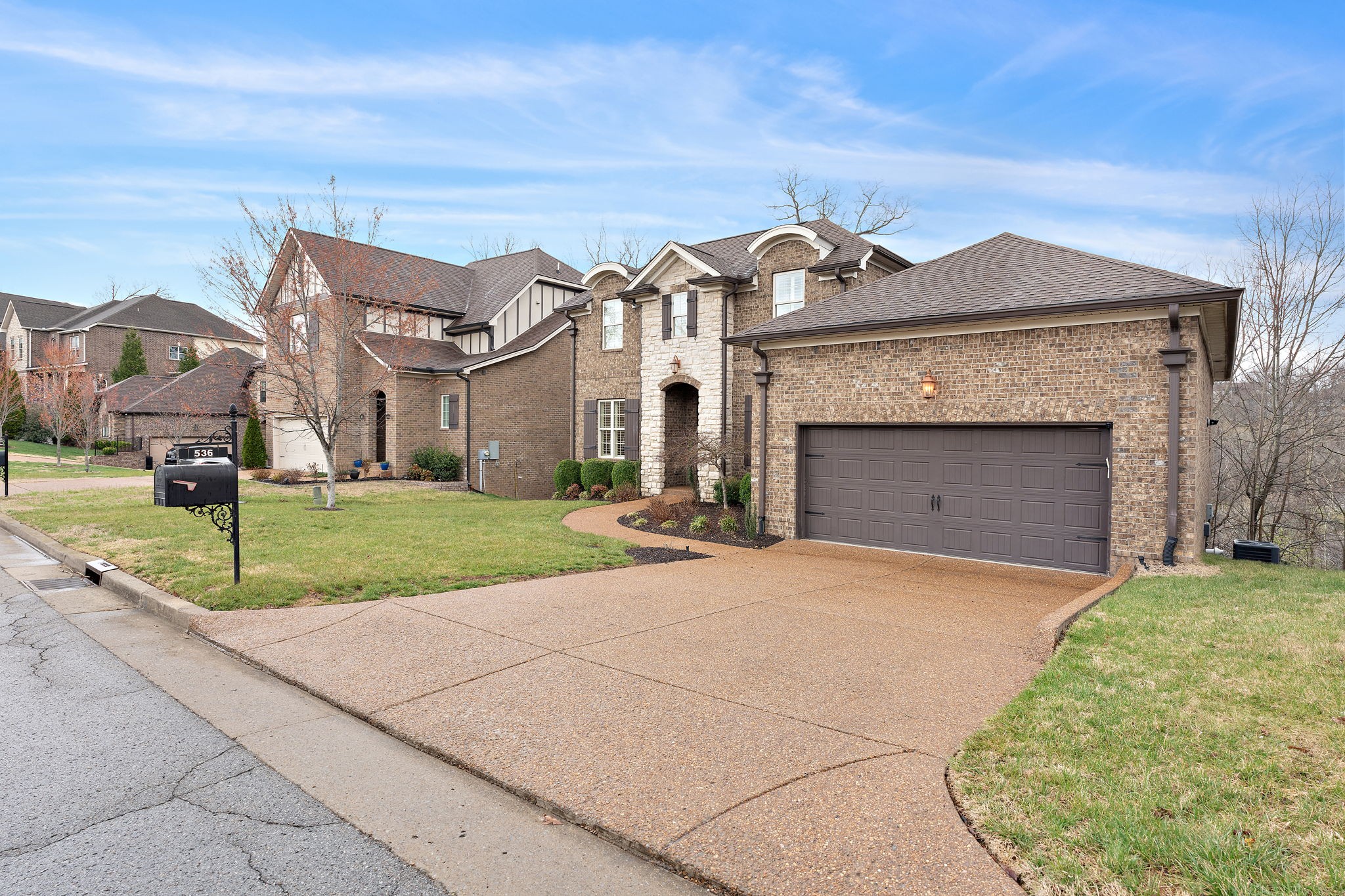 536 Summit Oaks Ct
