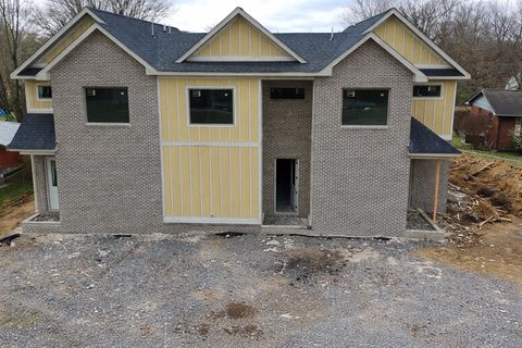 4482 Church St Greenbrier TN 37073