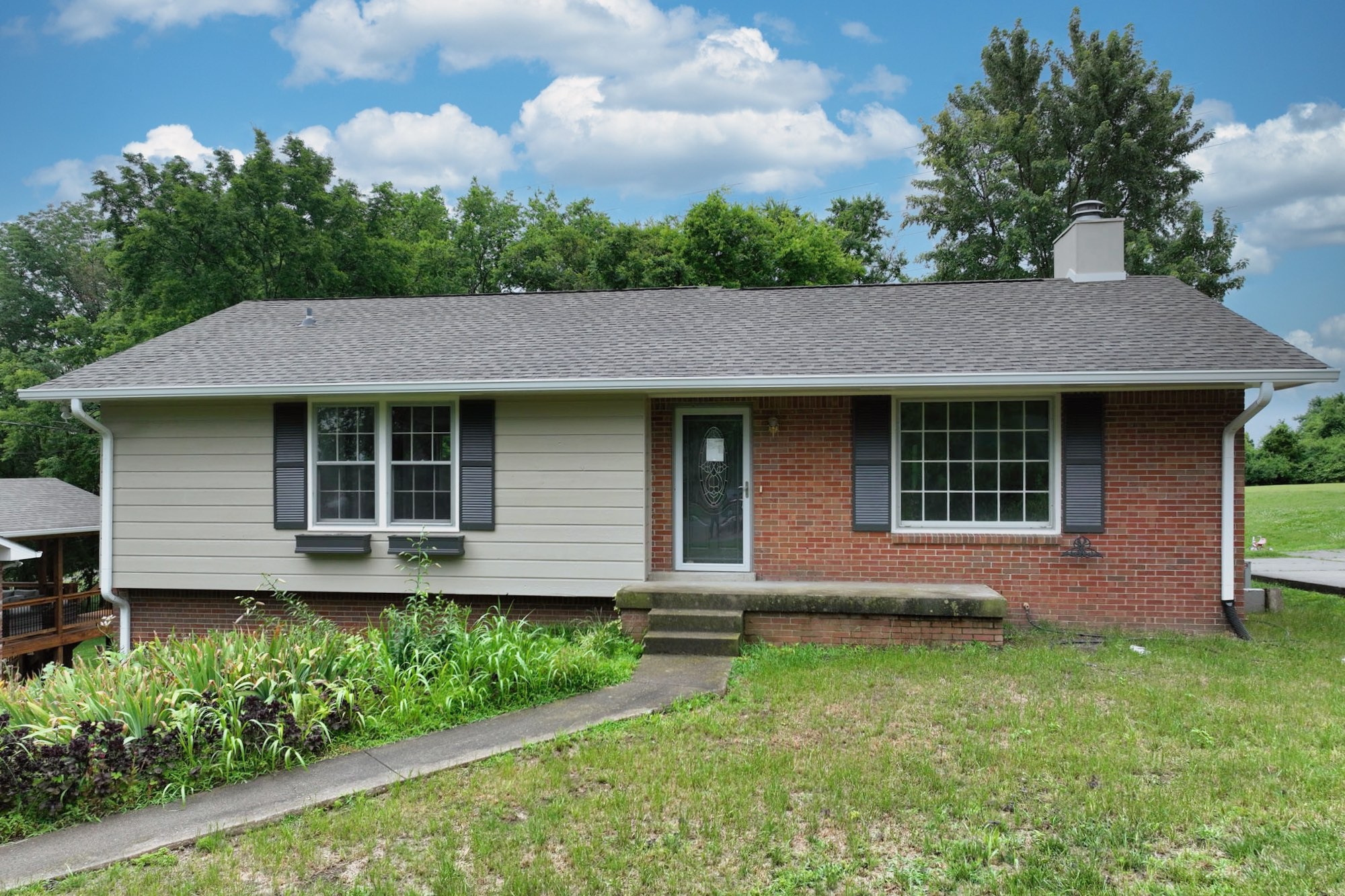 Middle Tennessee Properties 2 145 Hillside Dr