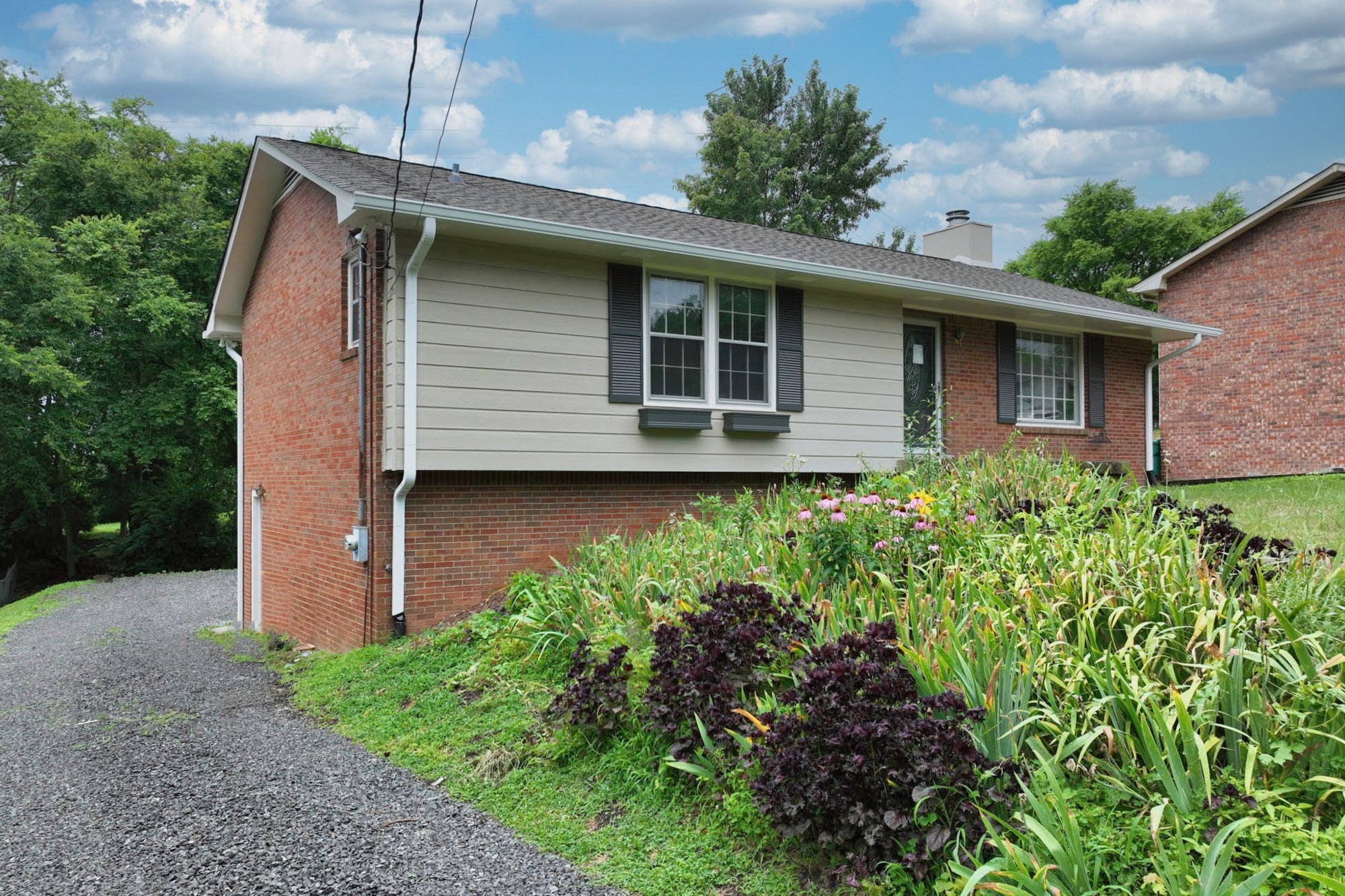 Middle Tennessee Properties 3 145 Hillside Dr