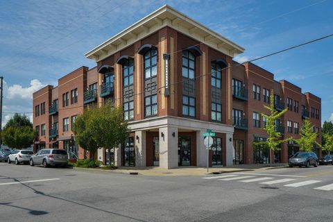 1015 Fatherland St 206 Nashville TN 37206