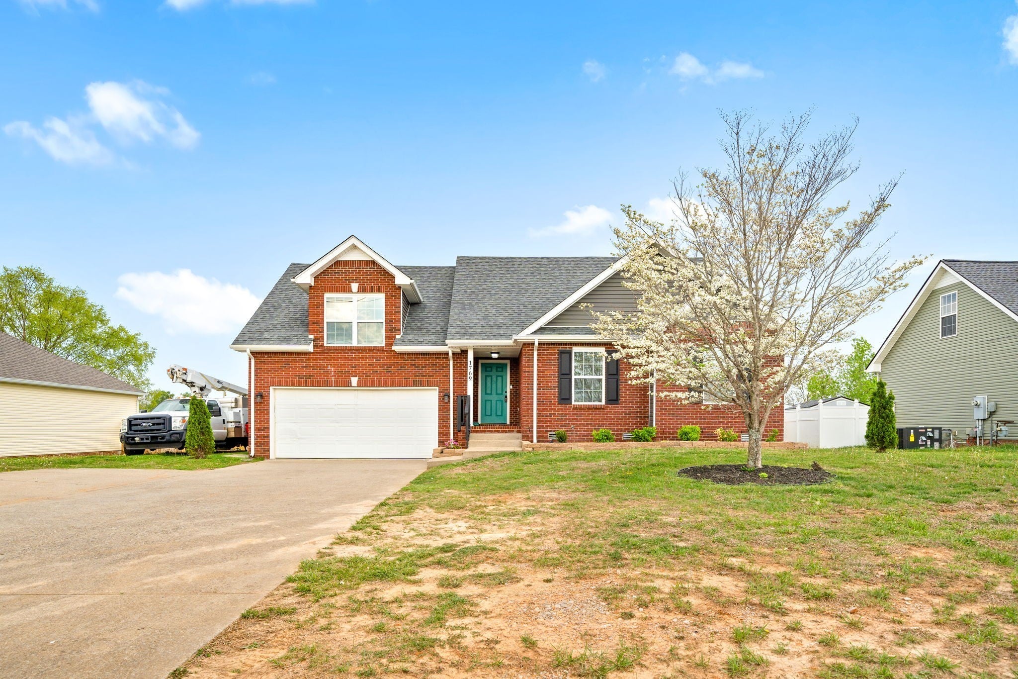 1769 Needmore Rd