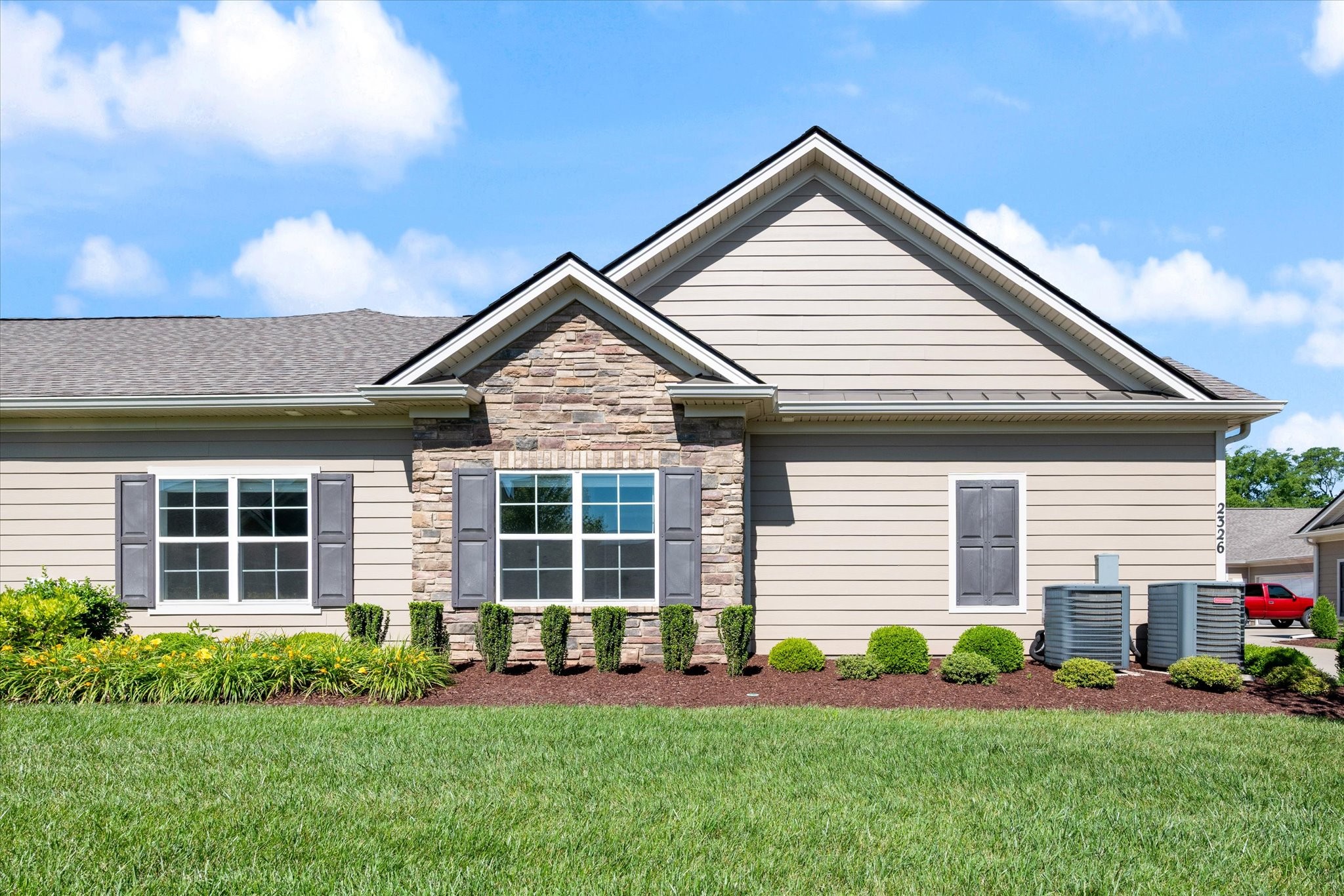 2326 Stonecenter Ln