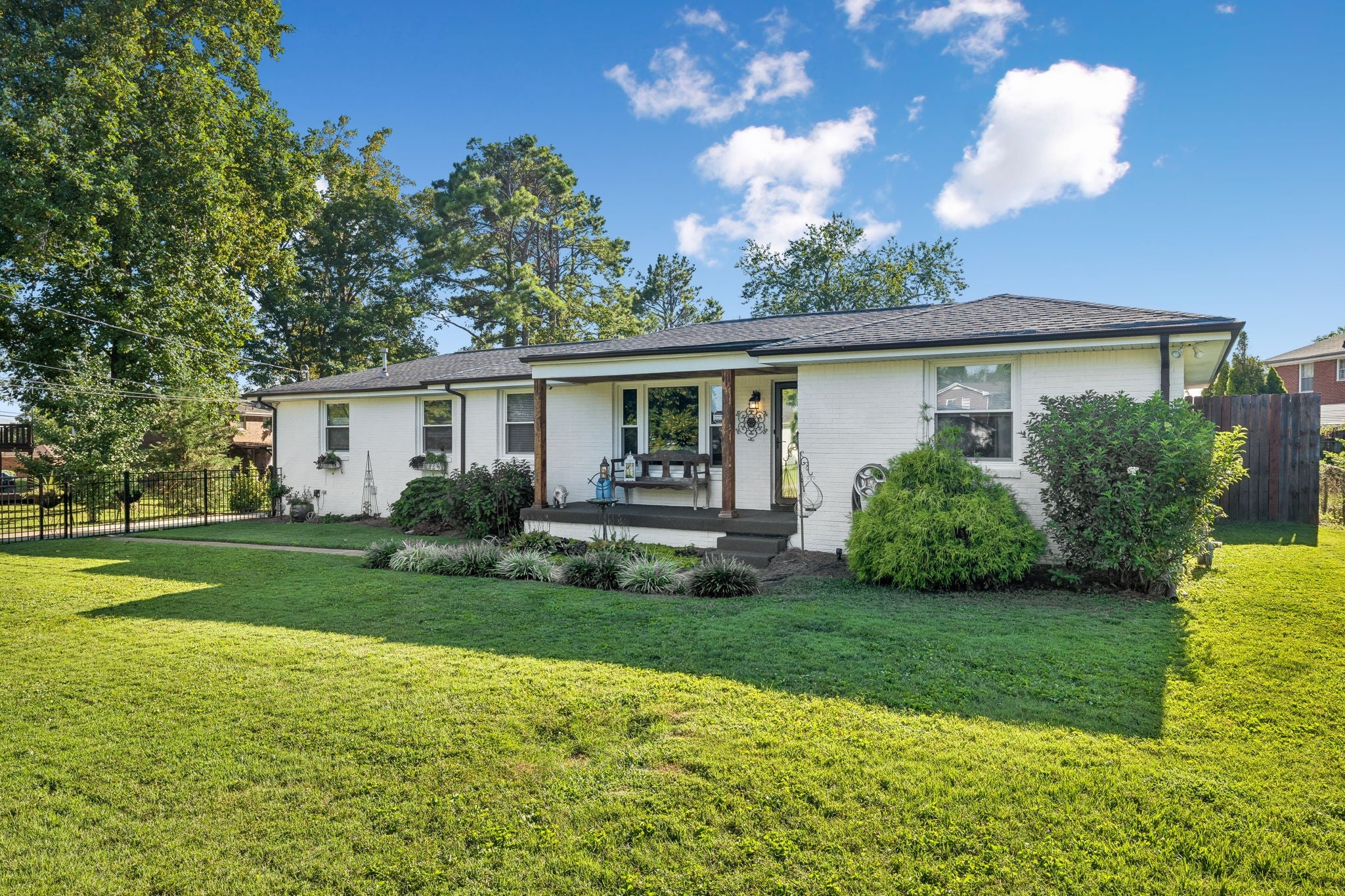 303 Weldon Dr