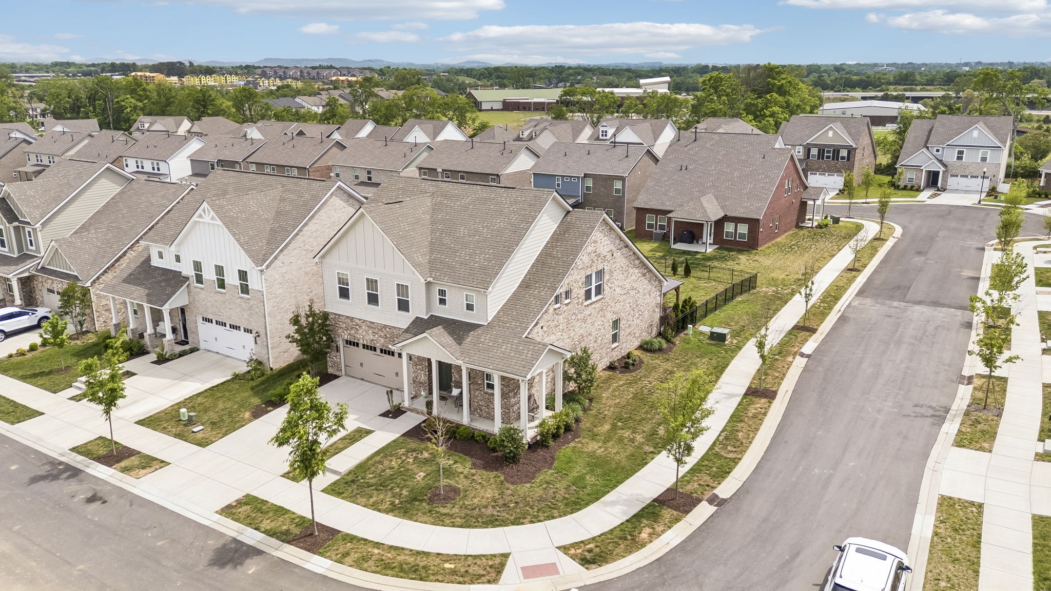 702 Omaha Dr