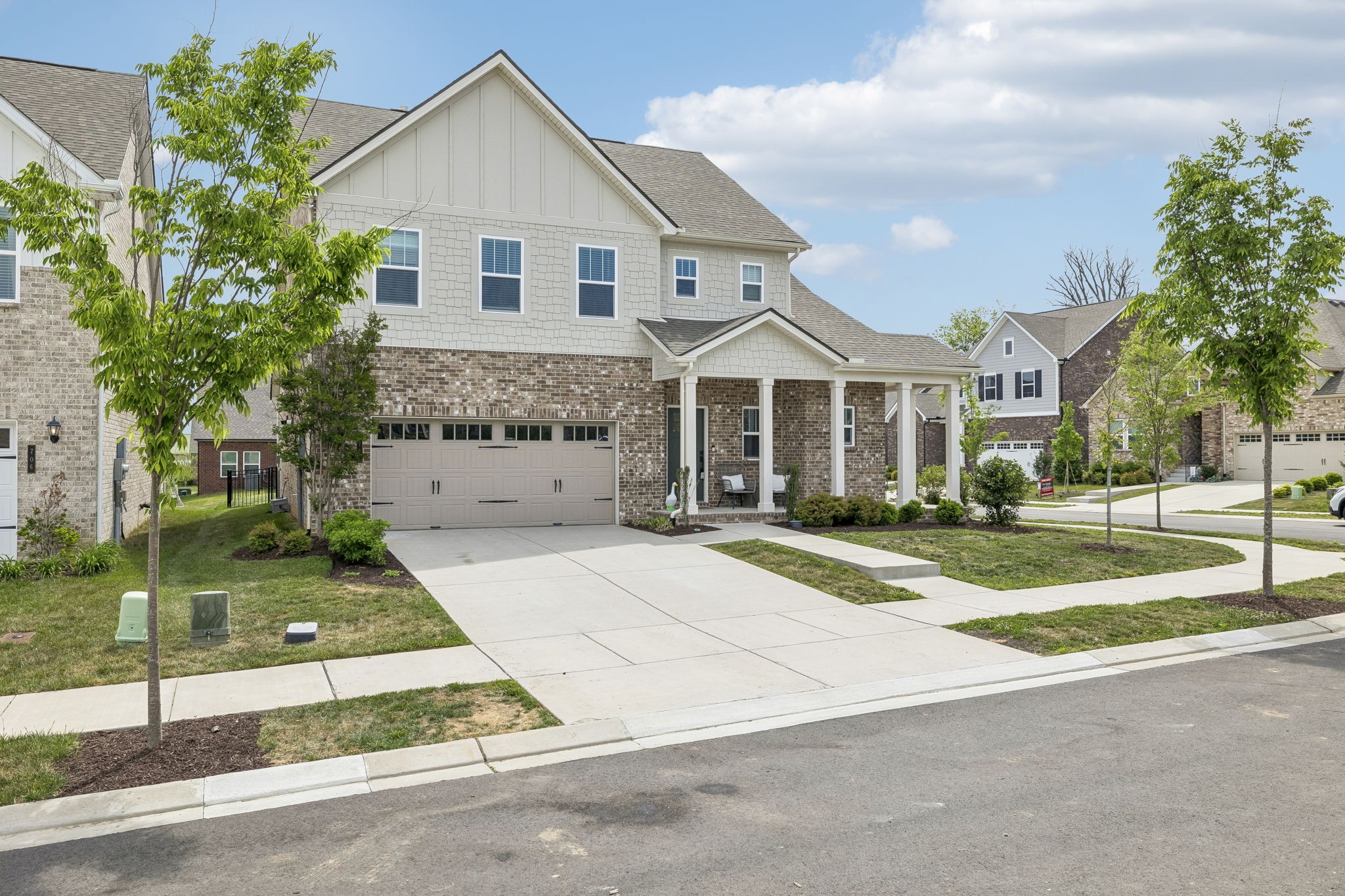 702 Omaha Dr