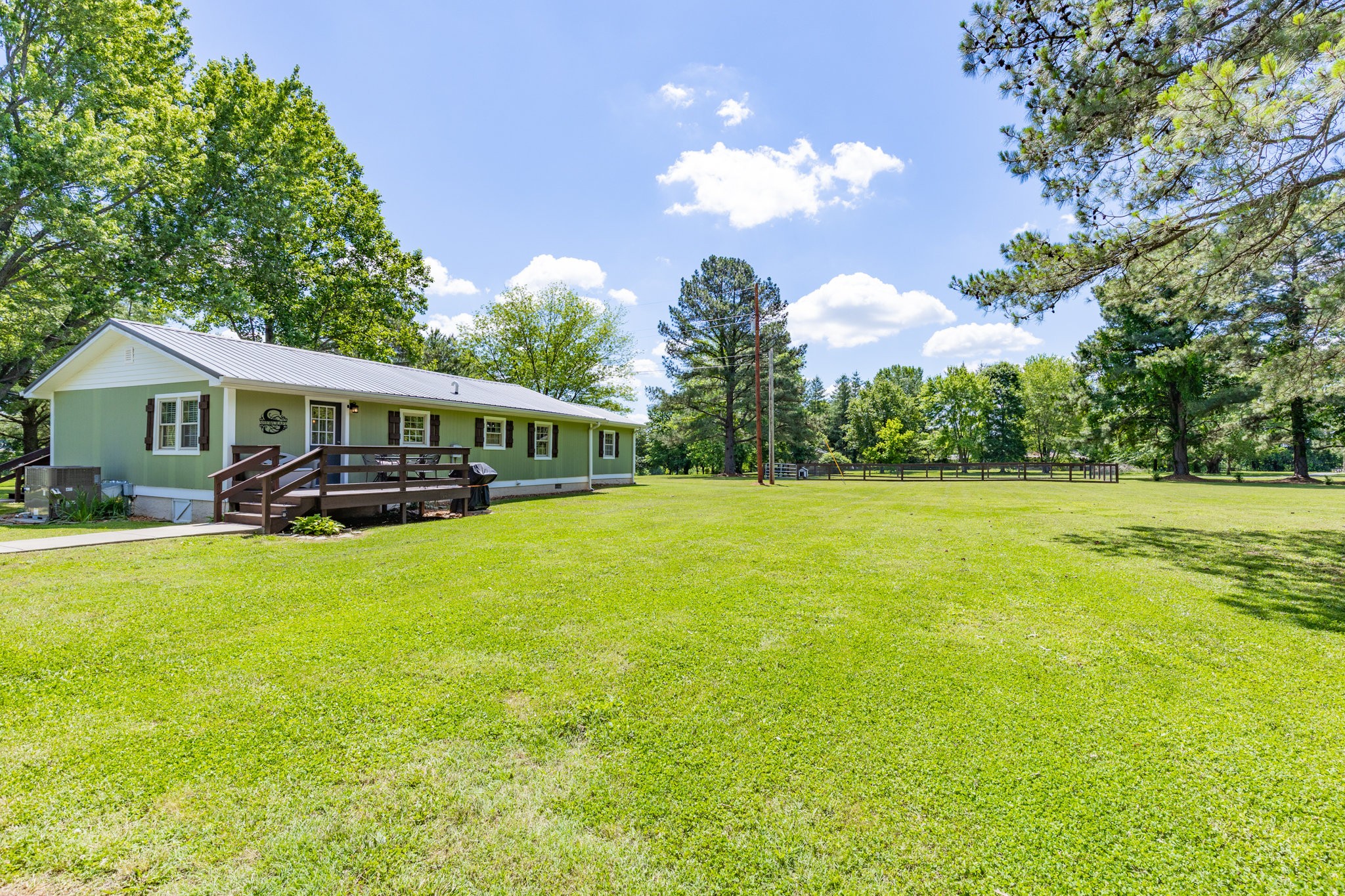 7547 Elm Springs Rd